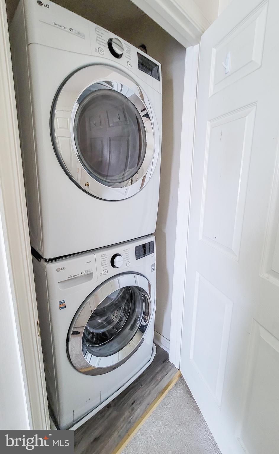 WILLOWCREST - Residential