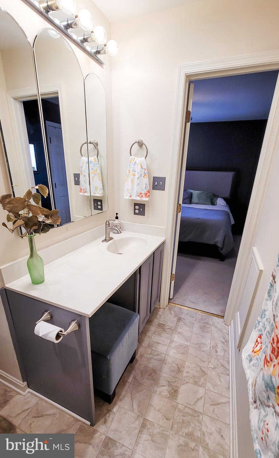 WILLOWCREST - Residential