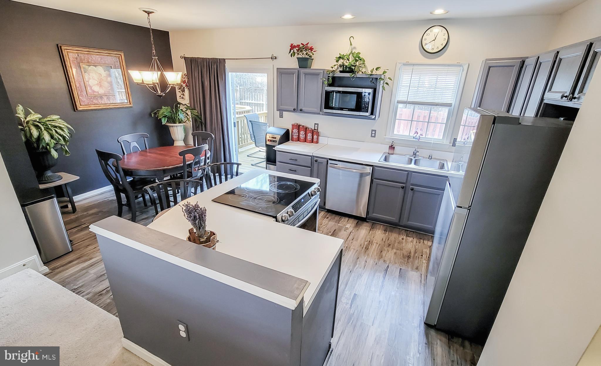 WILLOWCREST - Residential