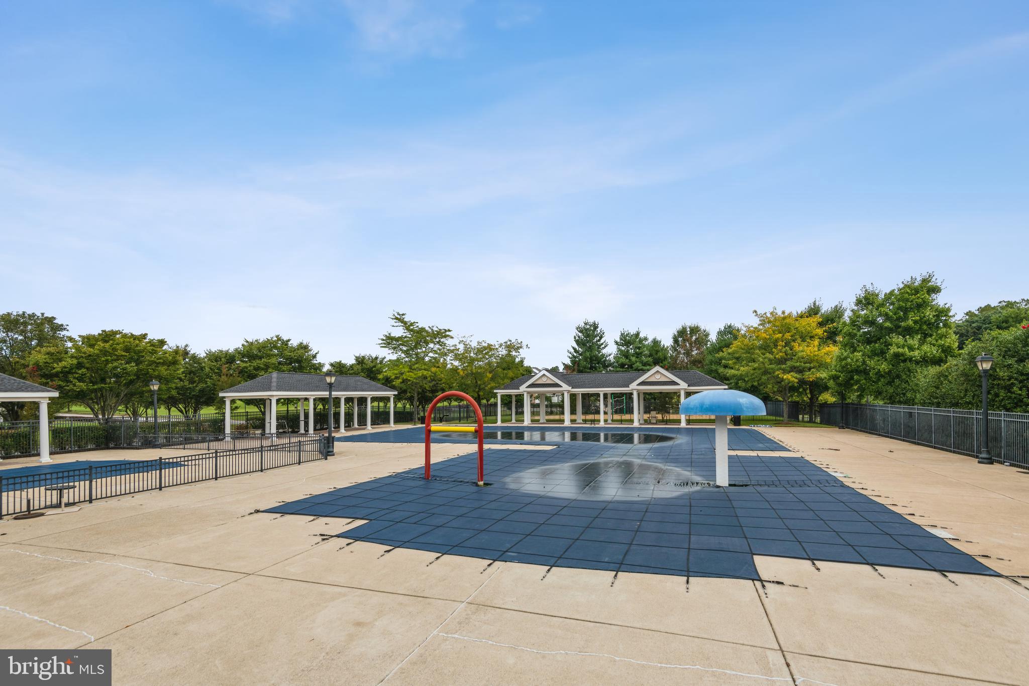 FAIRWOOD - Residential