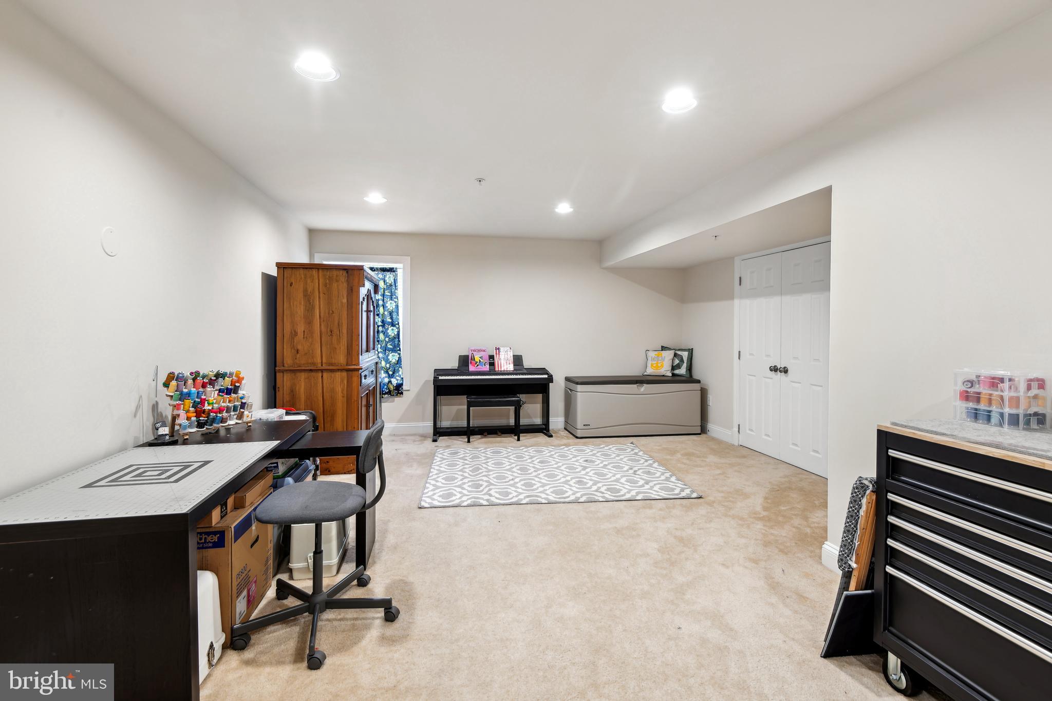 FAIRWOOD - Residential