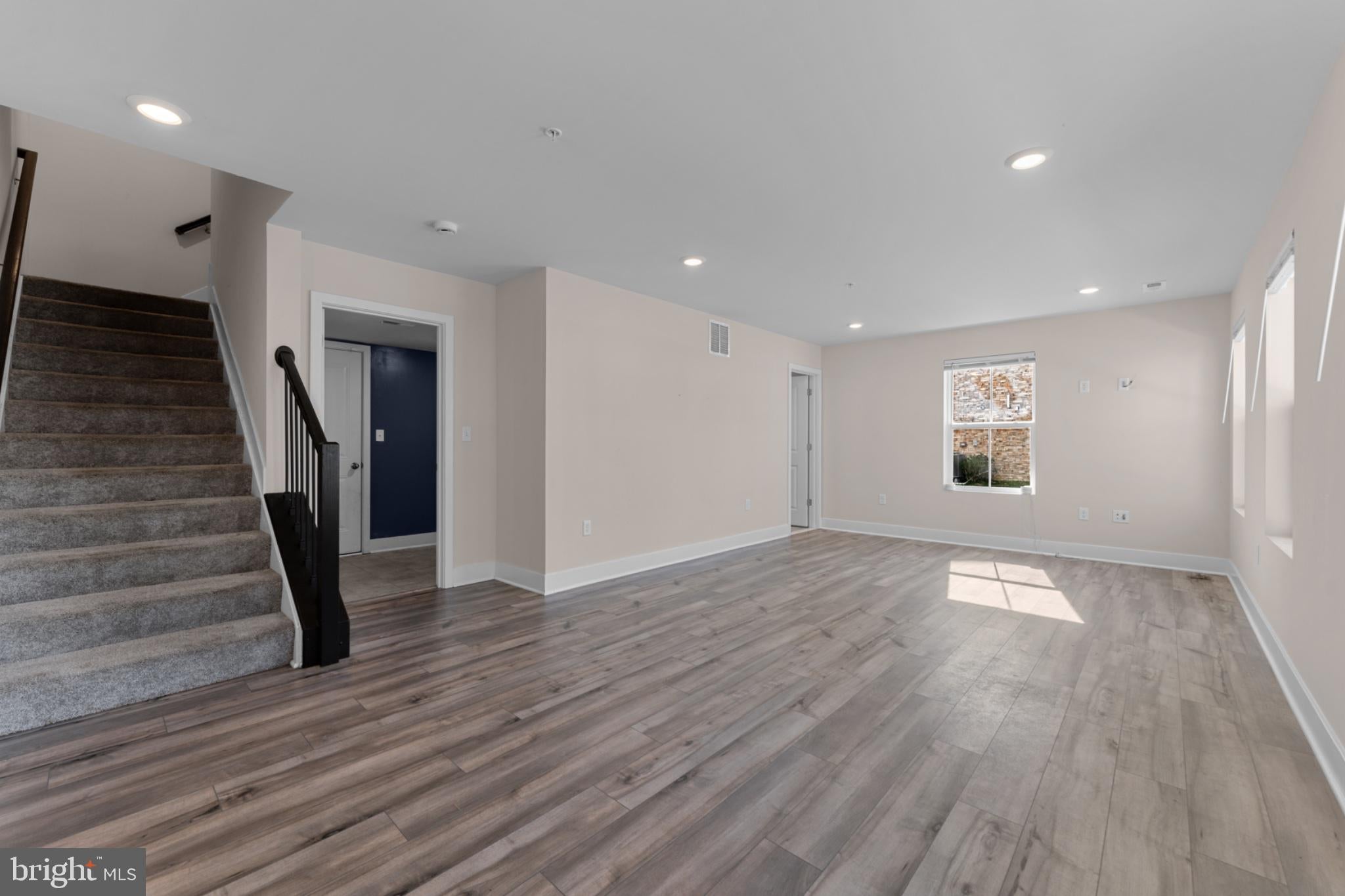 4145 SKIPTON PLACE