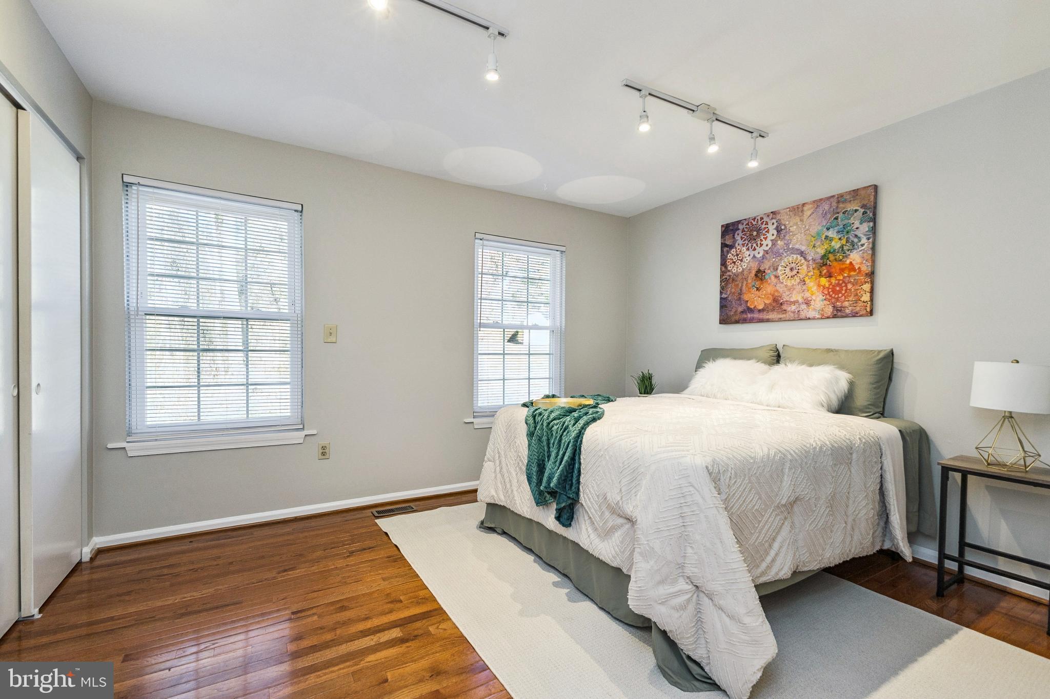 WATERS EDGE - Residential