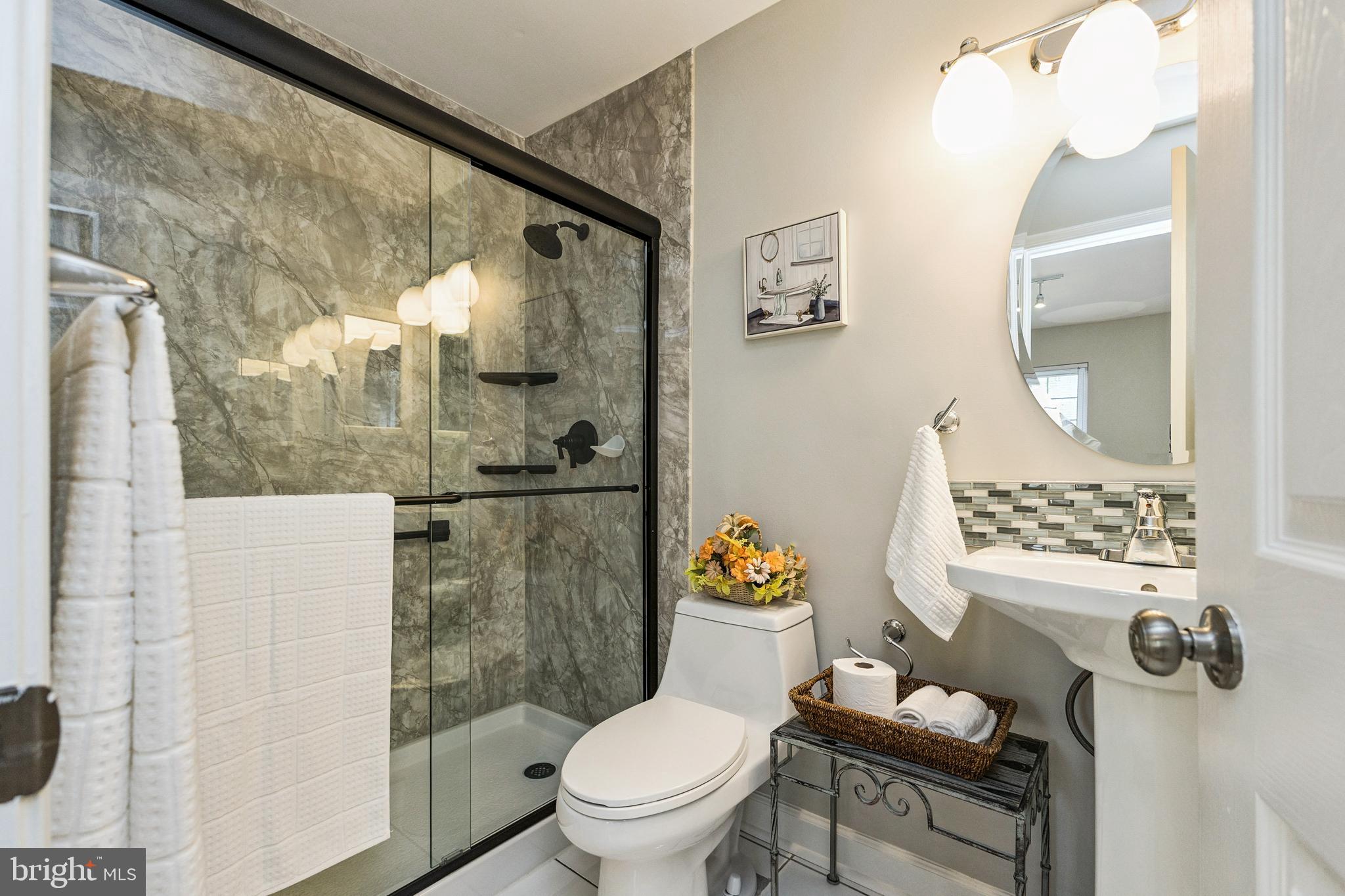 WATERS EDGE - Residential