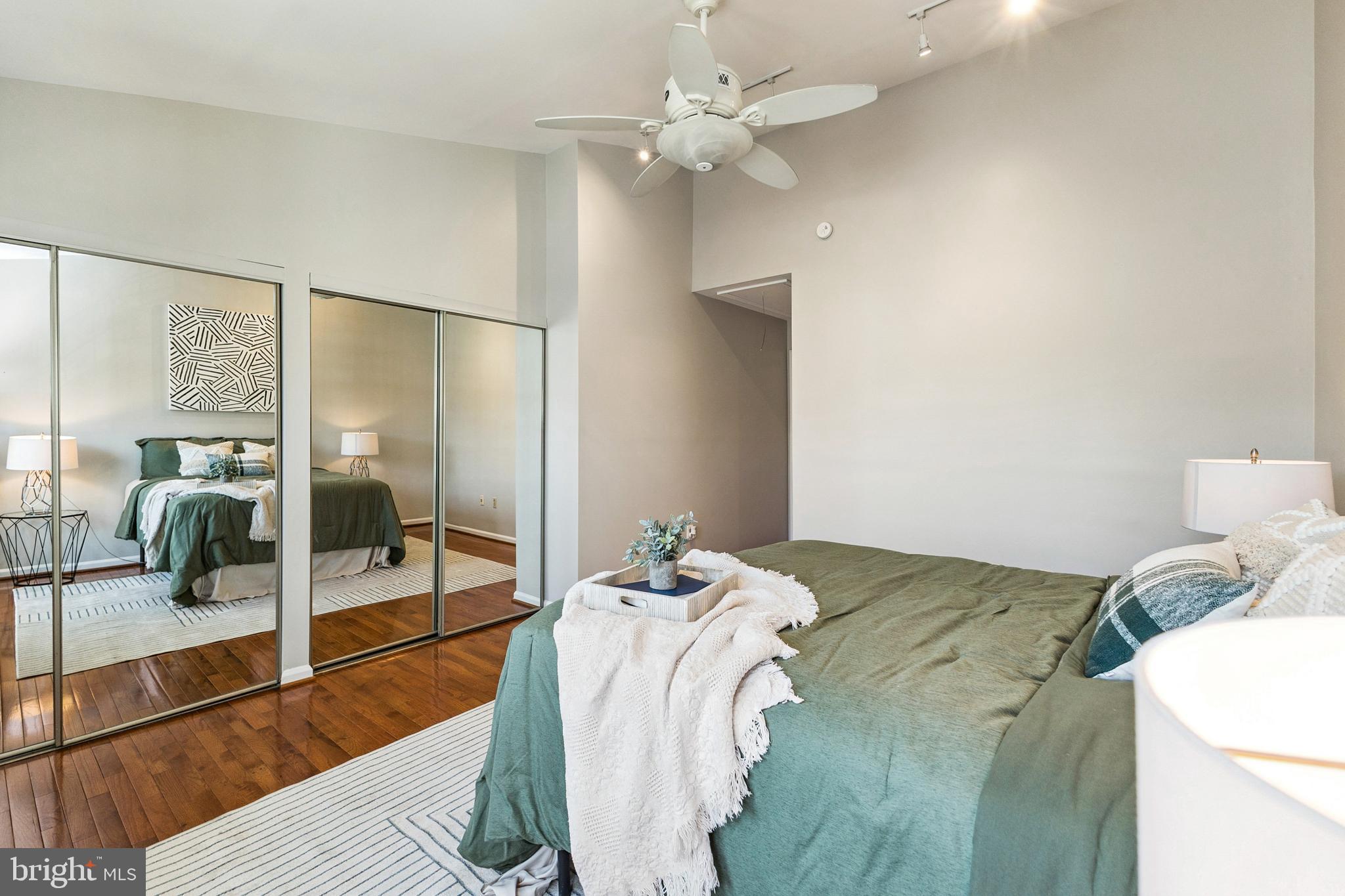 WATERS EDGE - Residential