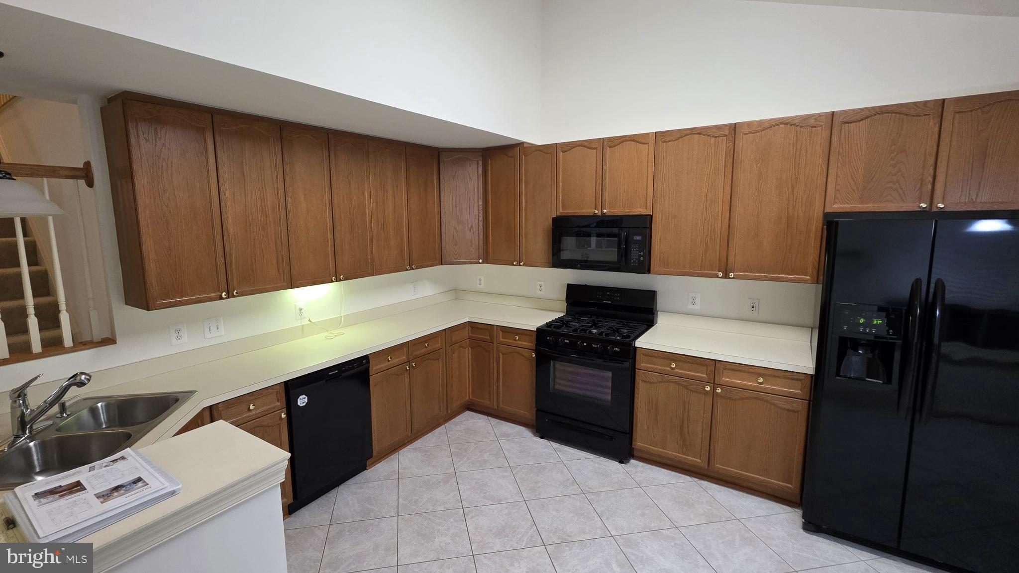 SUMMERLAKE - Residential