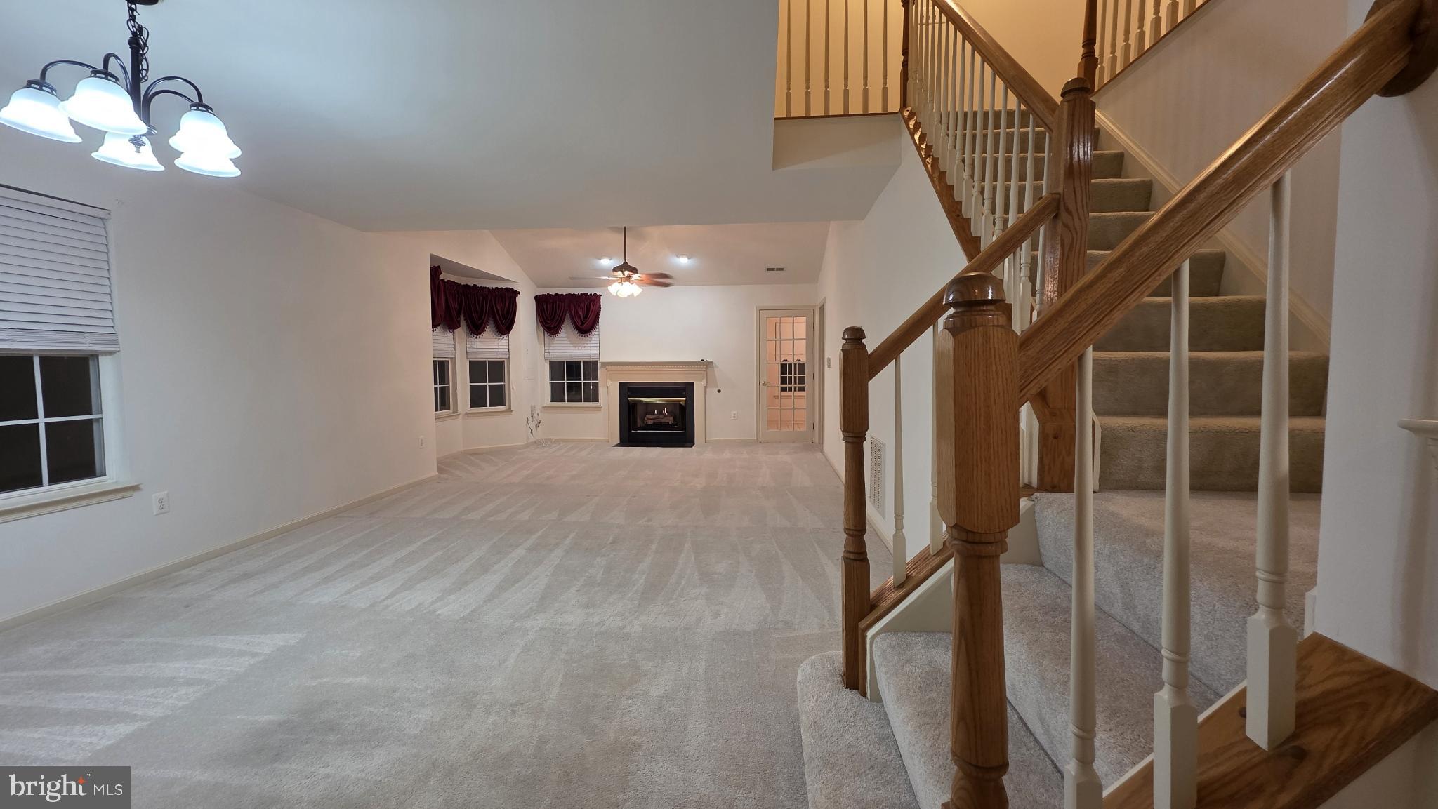 SUMMERLAKE - Residential