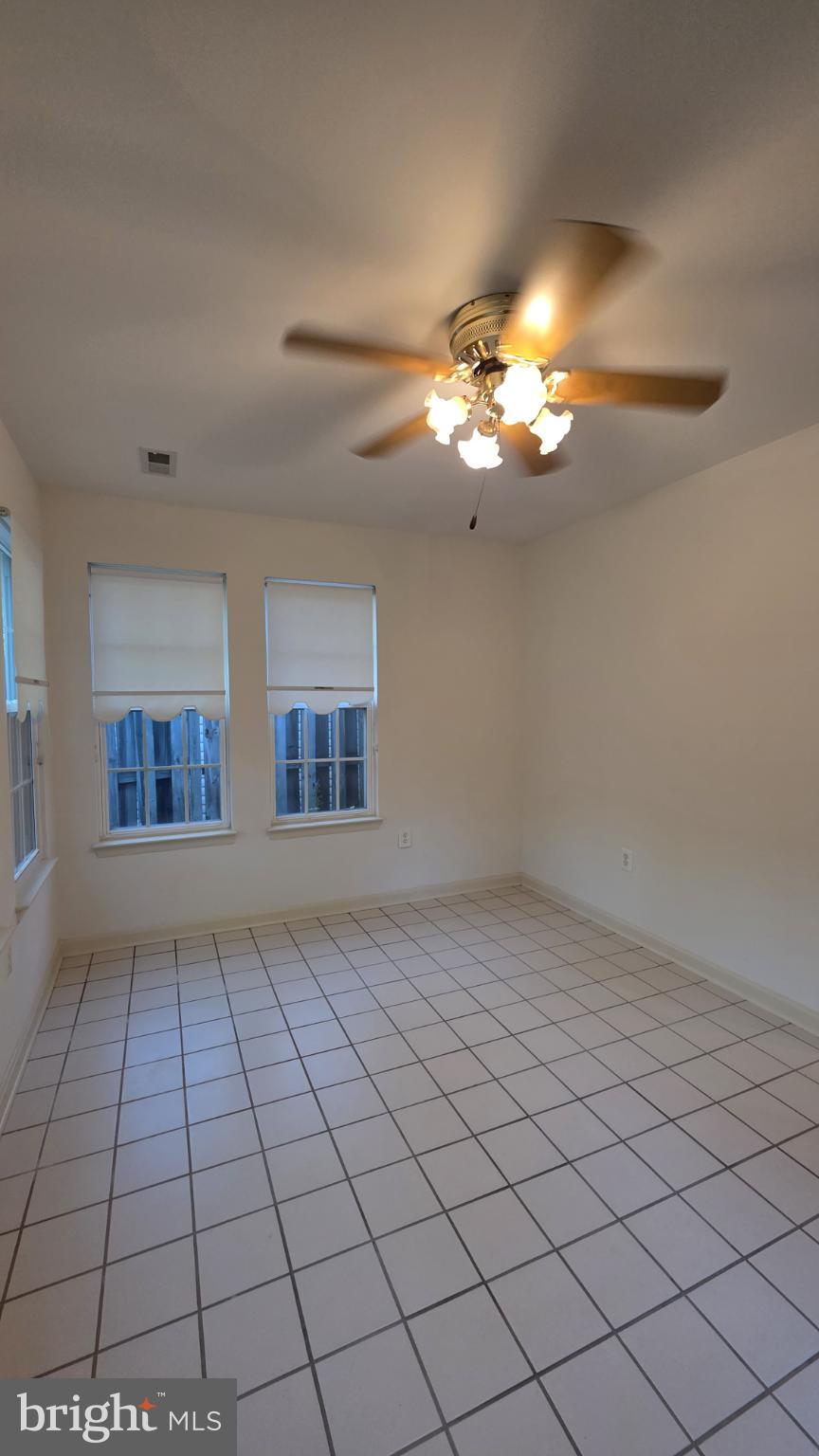 SUMMERLAKE - Residential