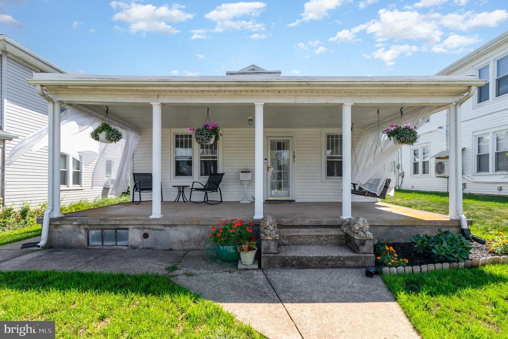 Photo of 161 N 3rd Street, MOUNT WOLF, PA 17347 (MLS # PAYK2088996)