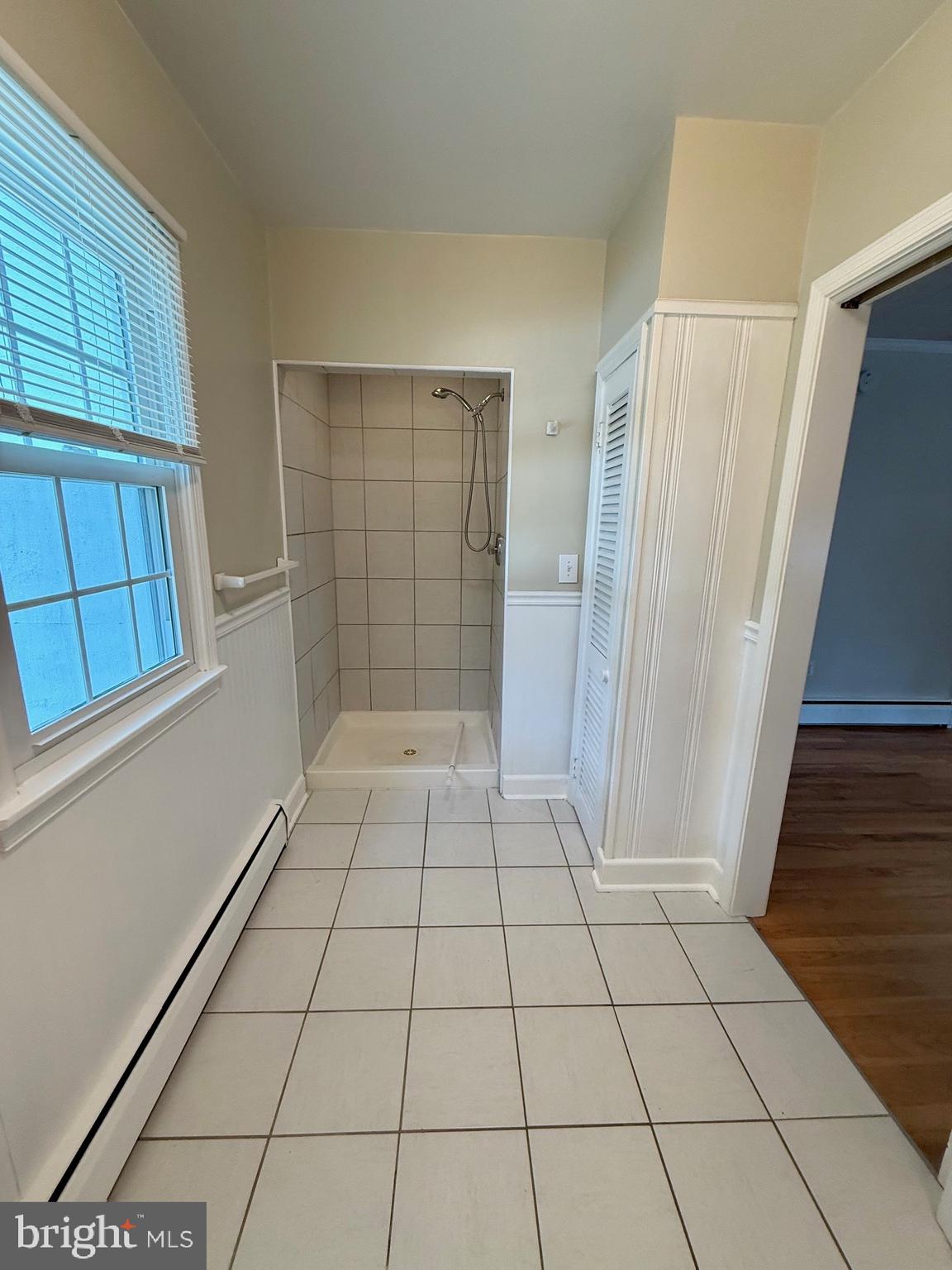 ADMIRAL HEIGHTS - Residential Lease