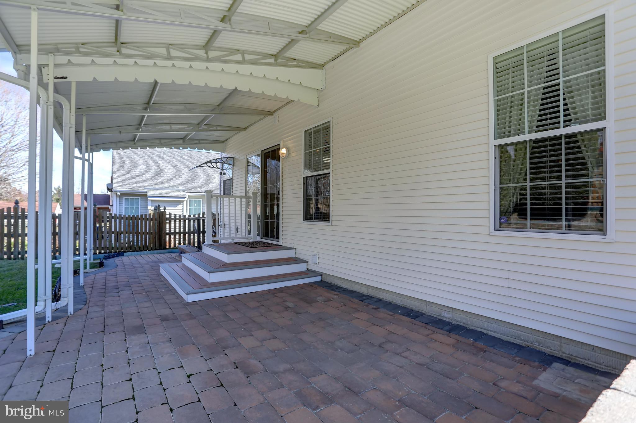 LONG BAR HARBOR - Residential