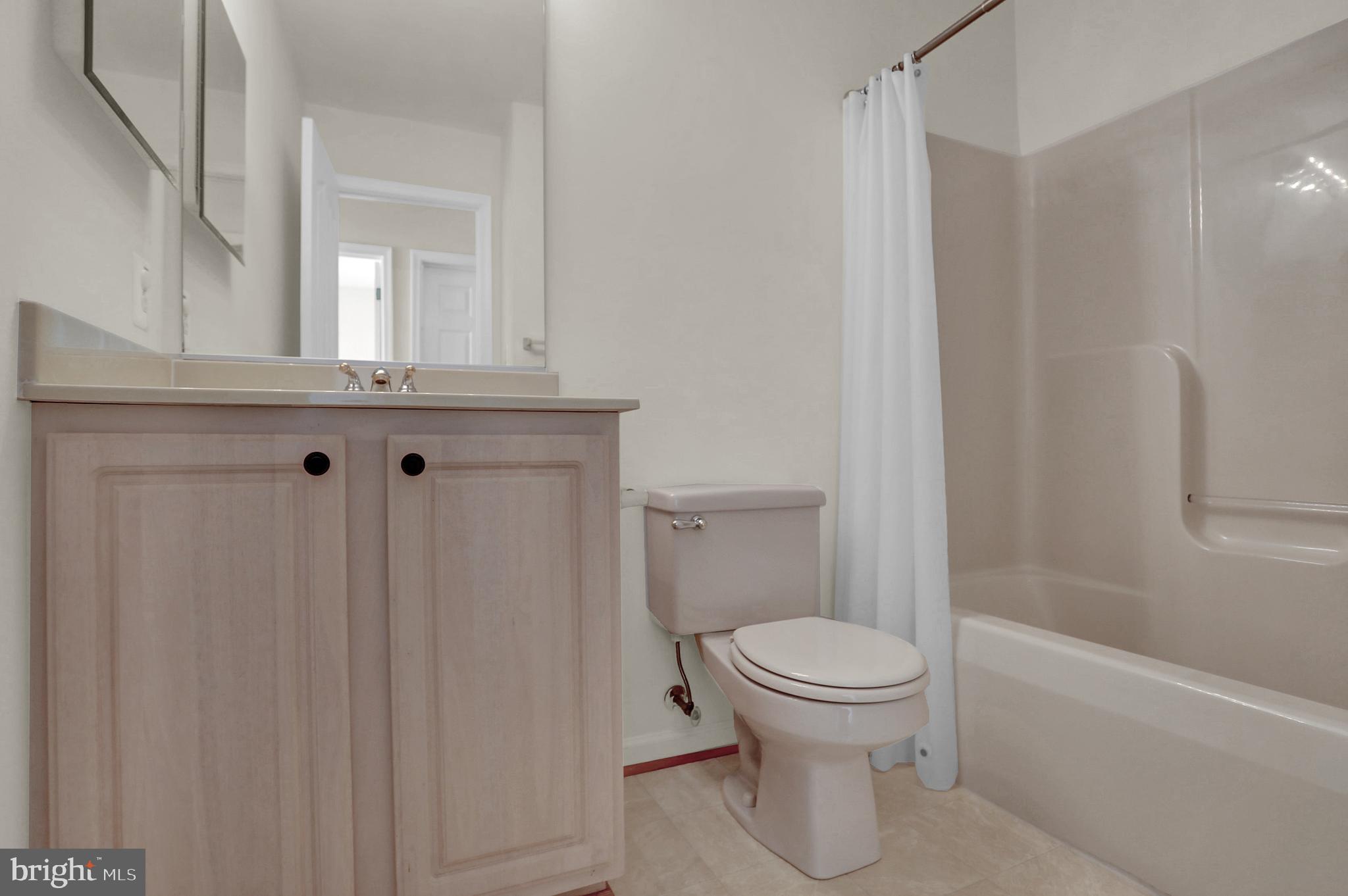 LONG BAR HARBOR - Residential