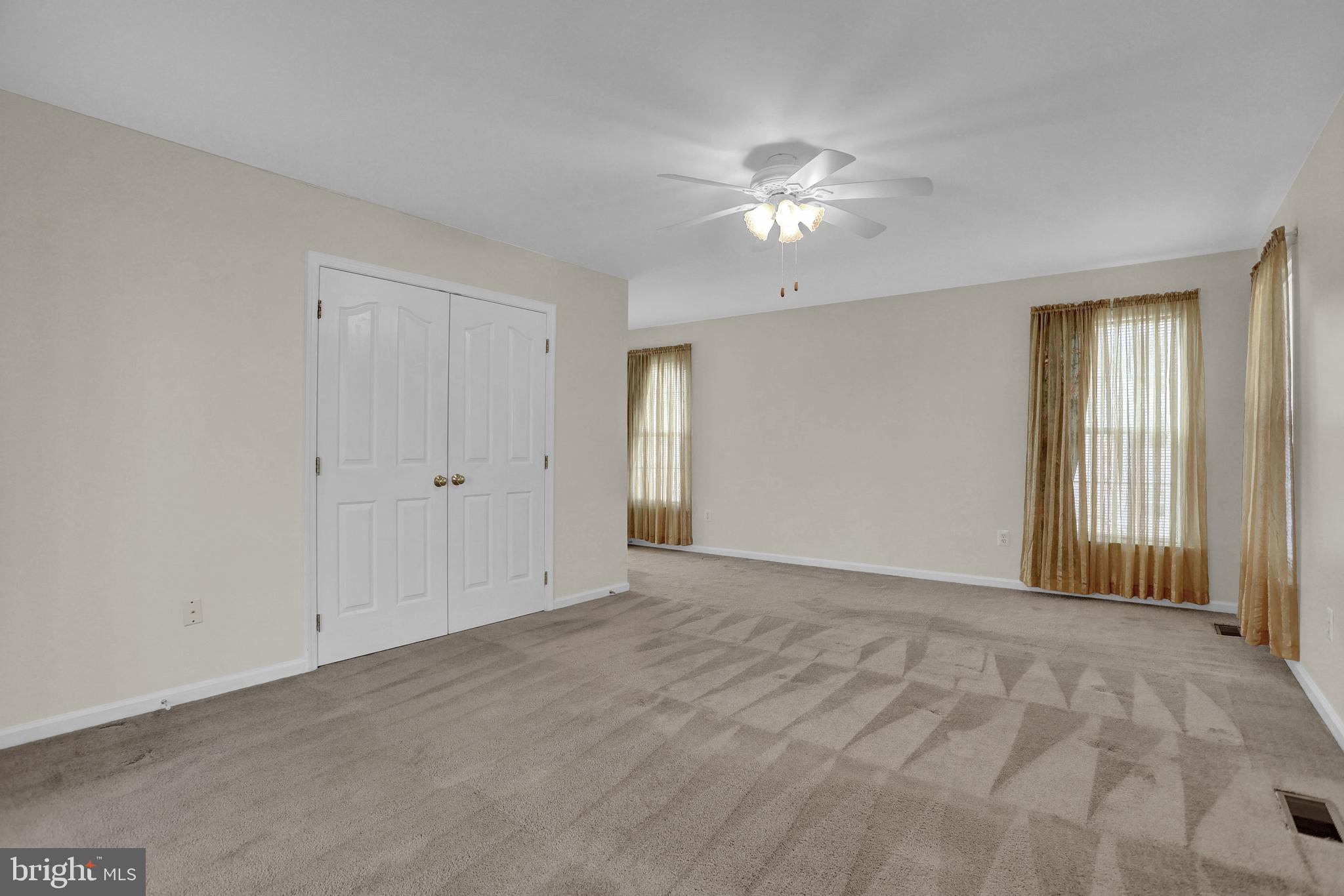 LONG BAR HARBOR - Residential