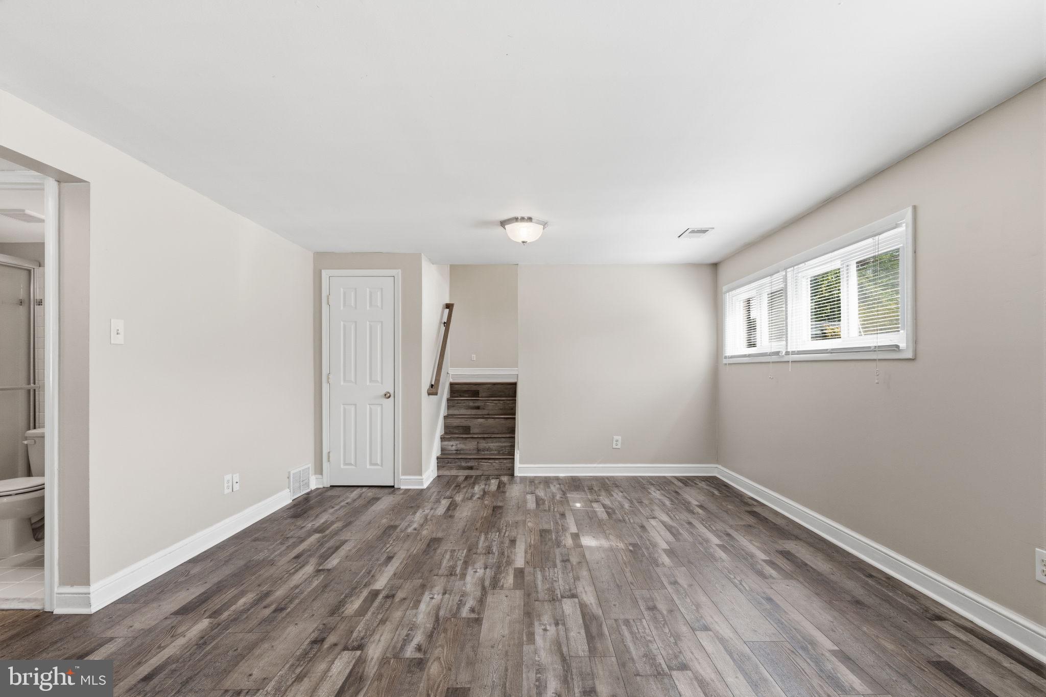 PENNSBURY HGTS - Residential