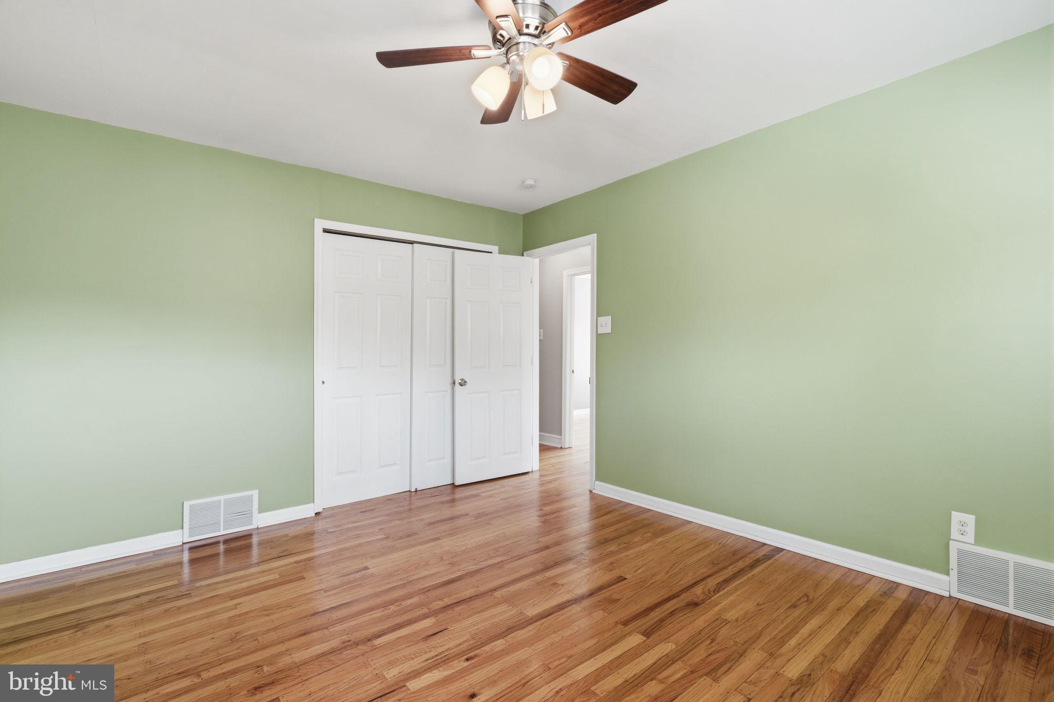 PENNSBURY HGTS - Residential