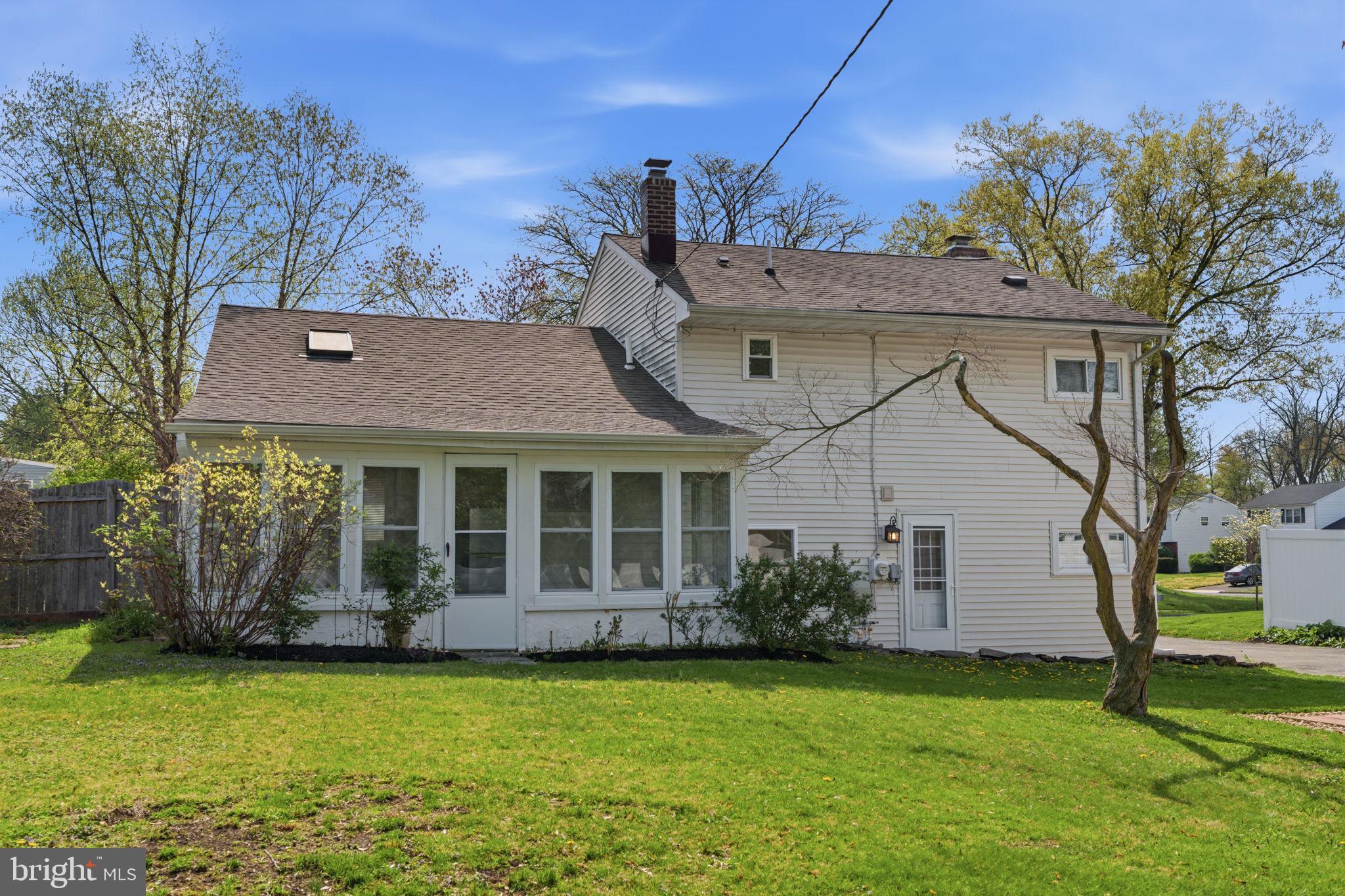 PENNSBURY HGTS - Residential