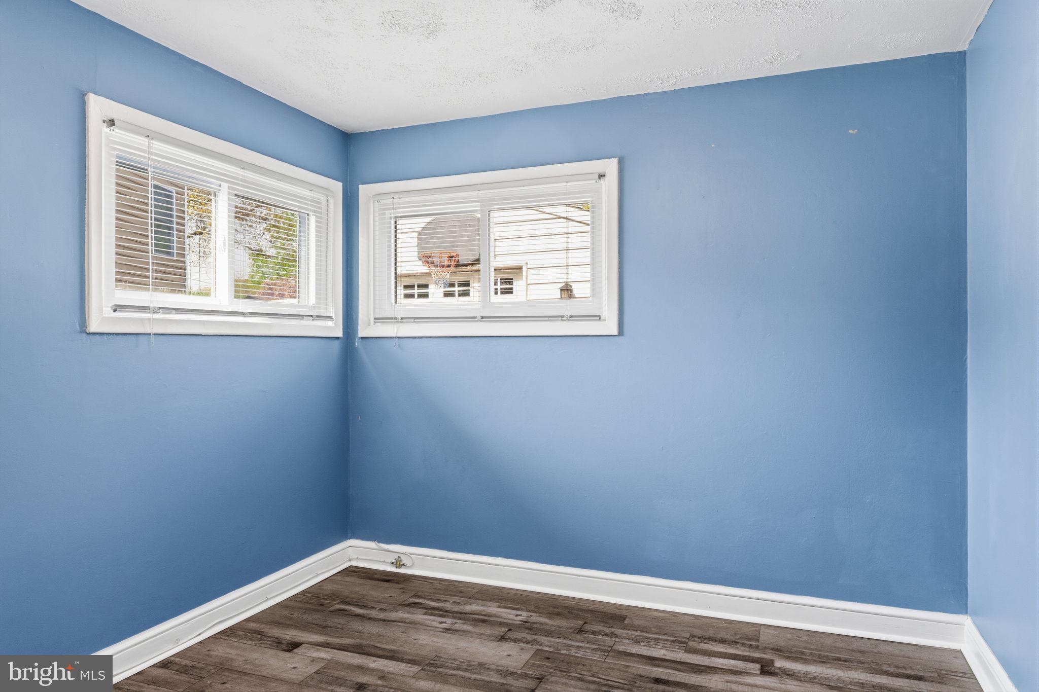 PENNSBURY HGTS - Residential