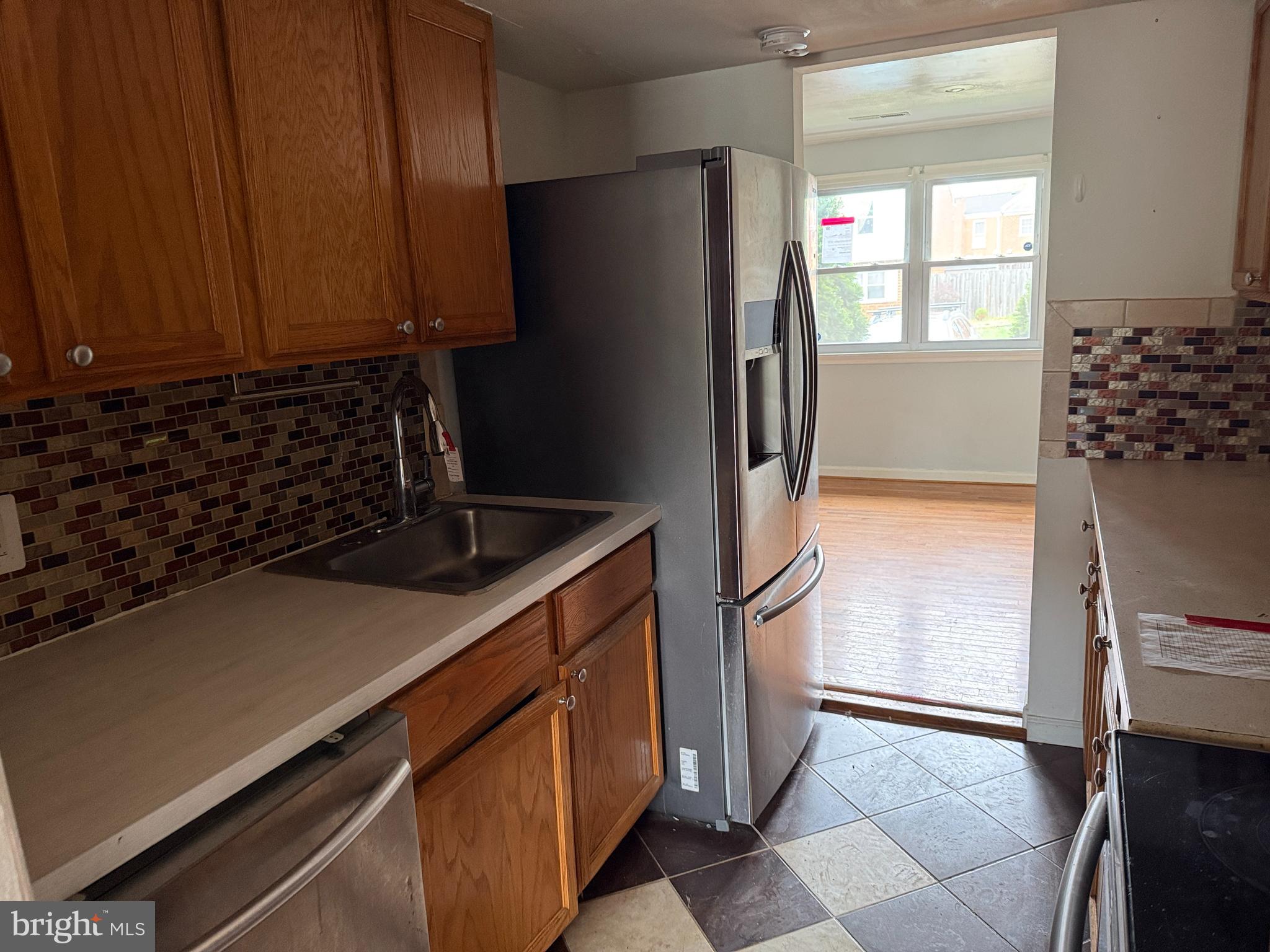 STAFFORD OAKS - Residential