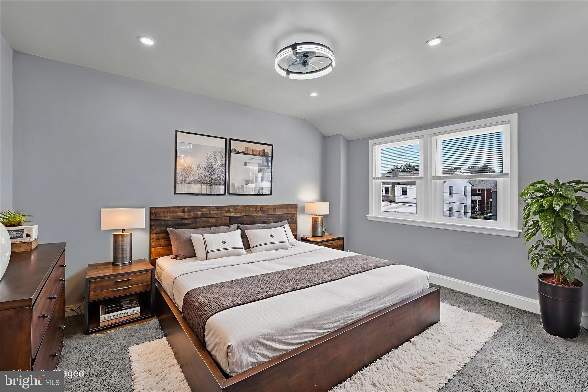 WOODMERE - Residential