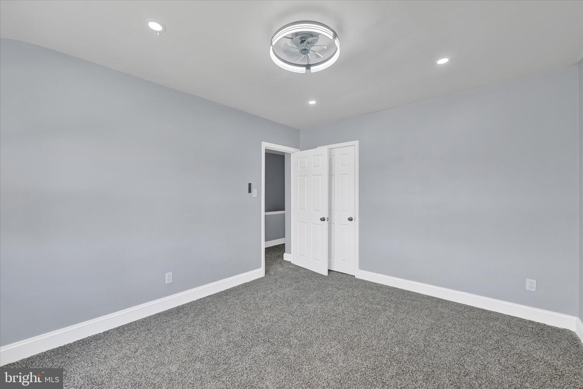 WOODMERE - Residential