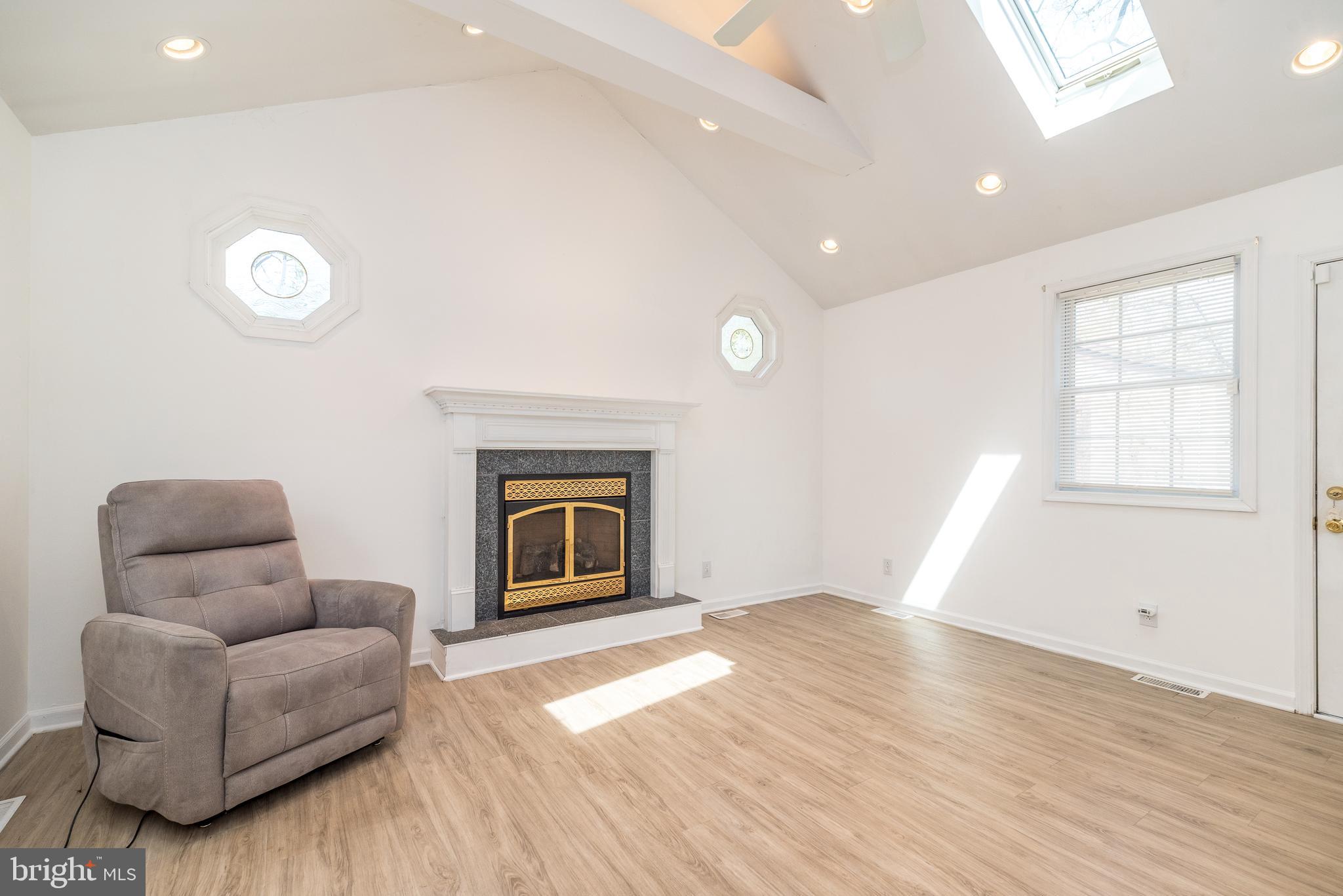 SPRING LAKE FARMS - Residential