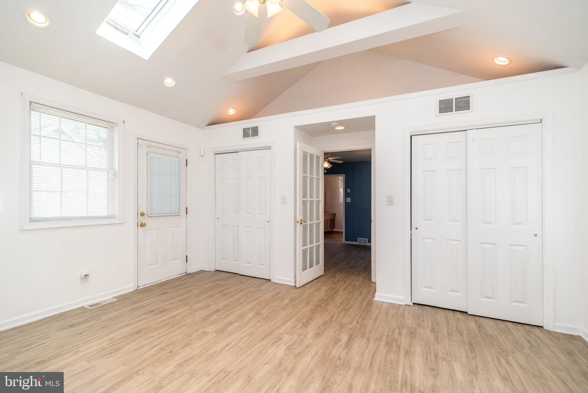 SPRING LAKE FARMS - Residential