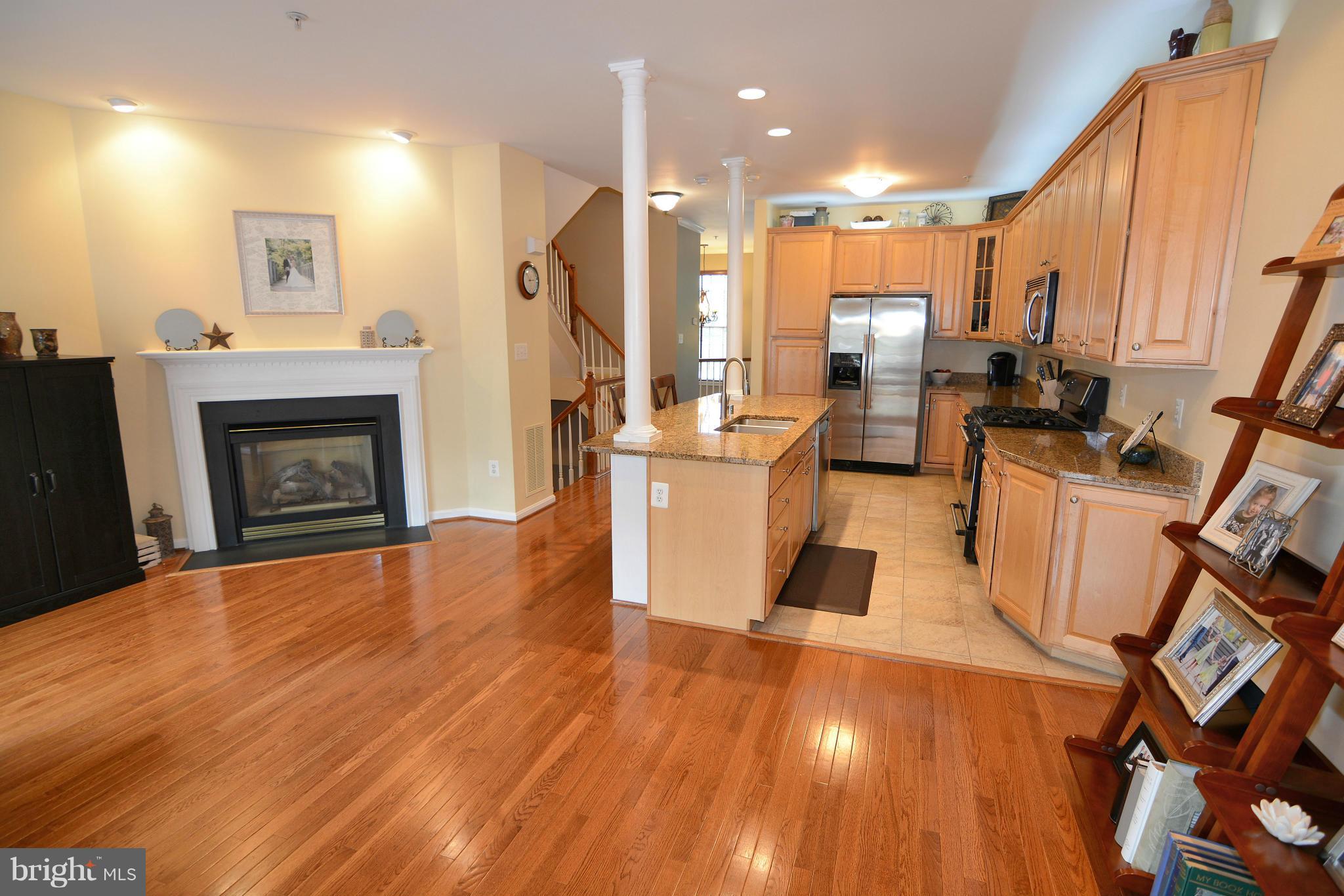 CROFTON MANOR - Residential