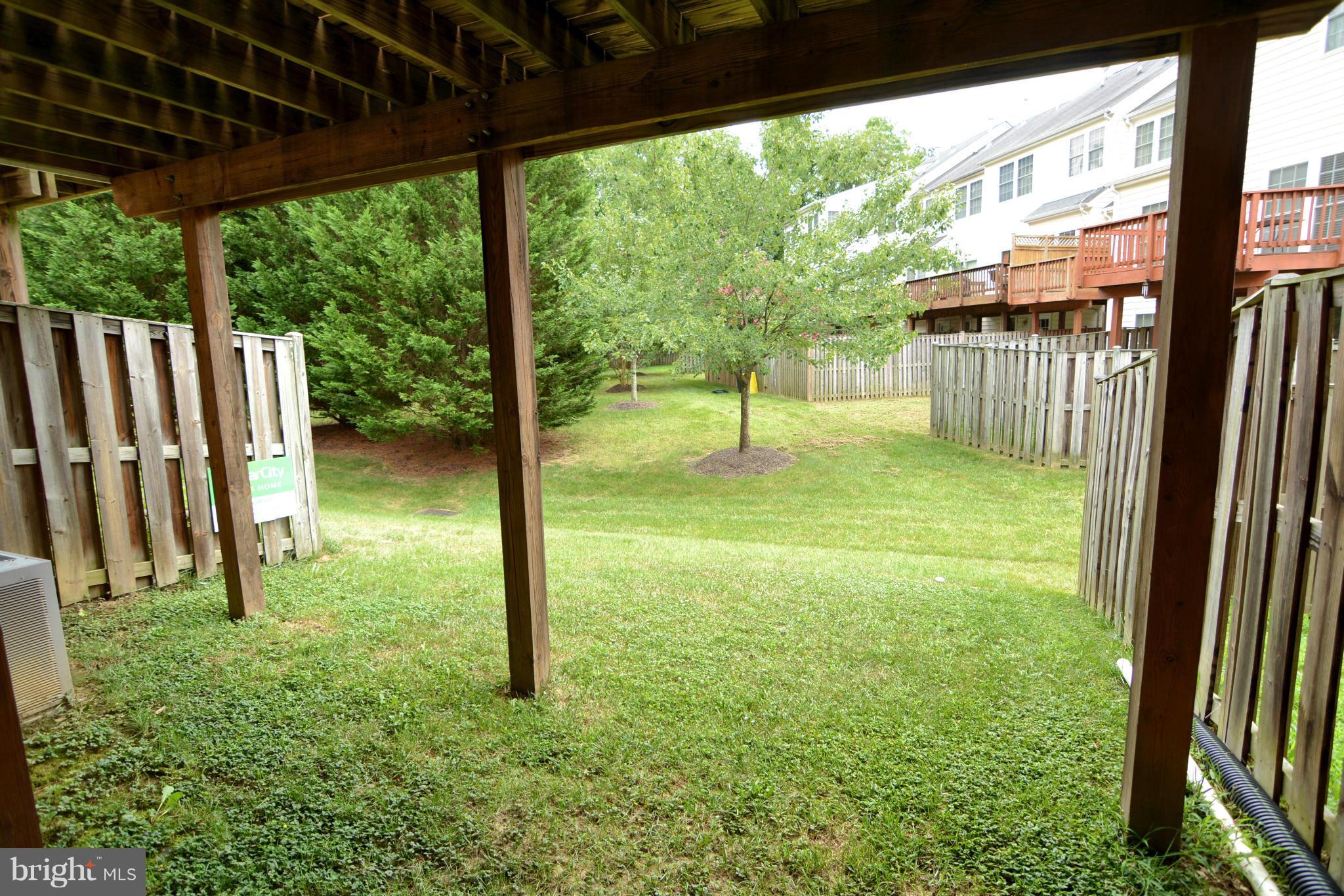 CROFTON MANOR - Residential