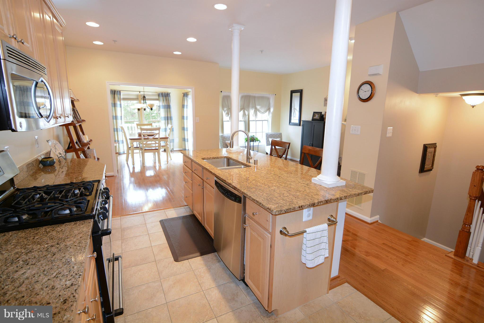 CROFTON MANOR - Residential