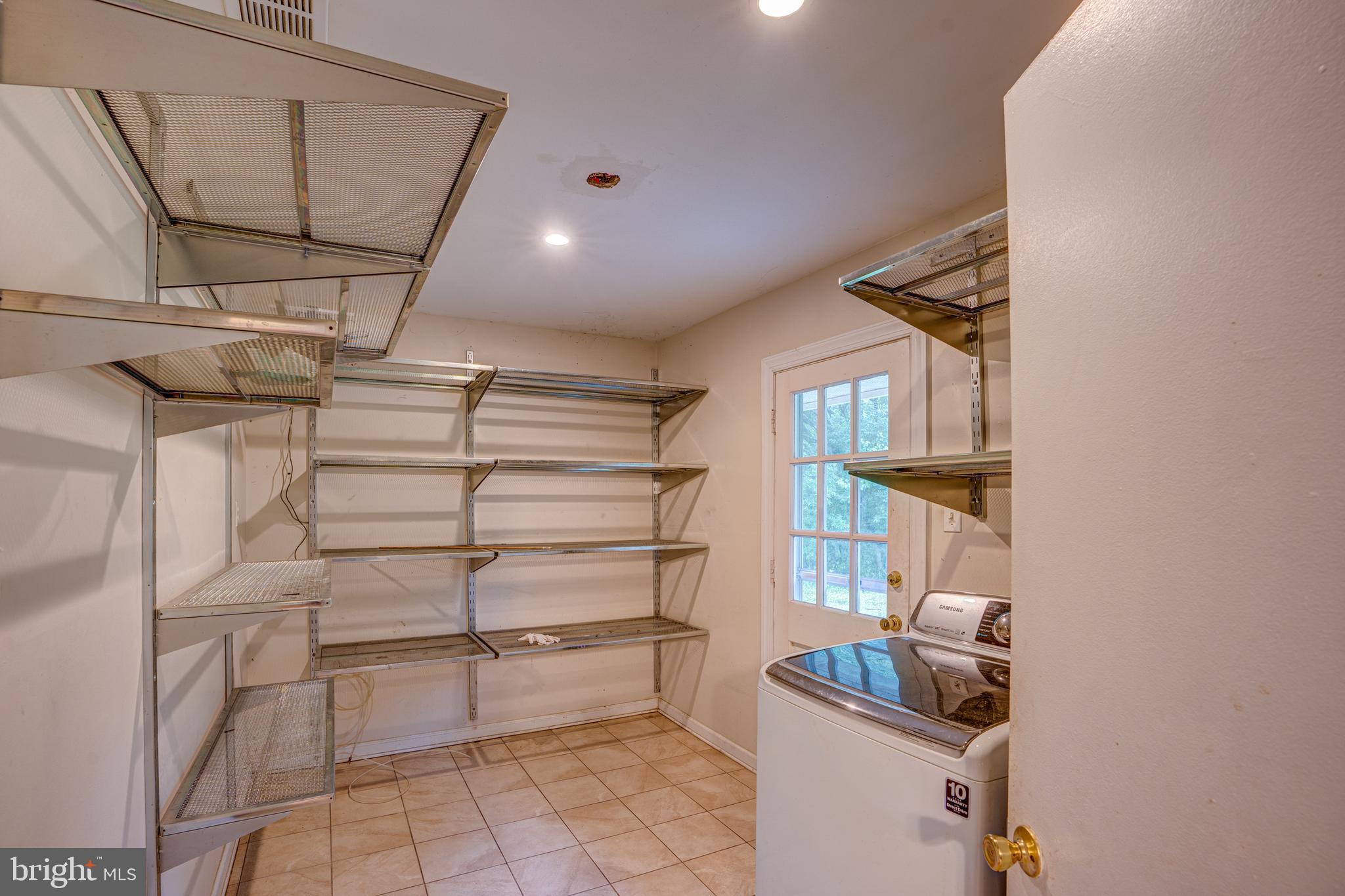 MONTPELIER - Residential