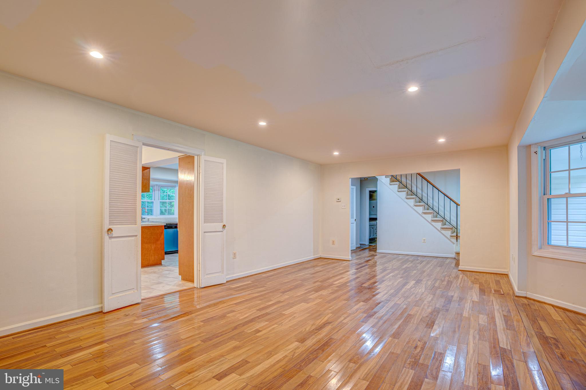 MONTPELIER - Residential