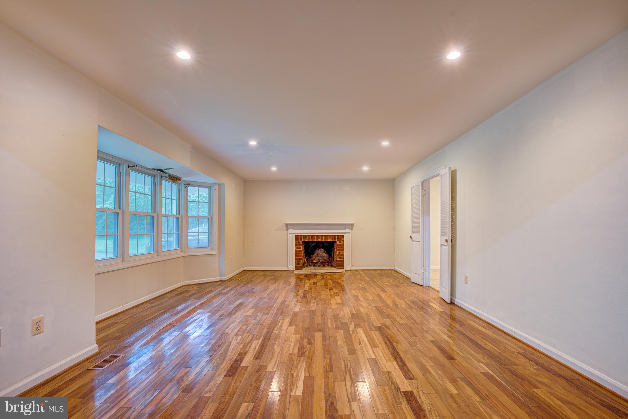 MONTPELIER - Residential