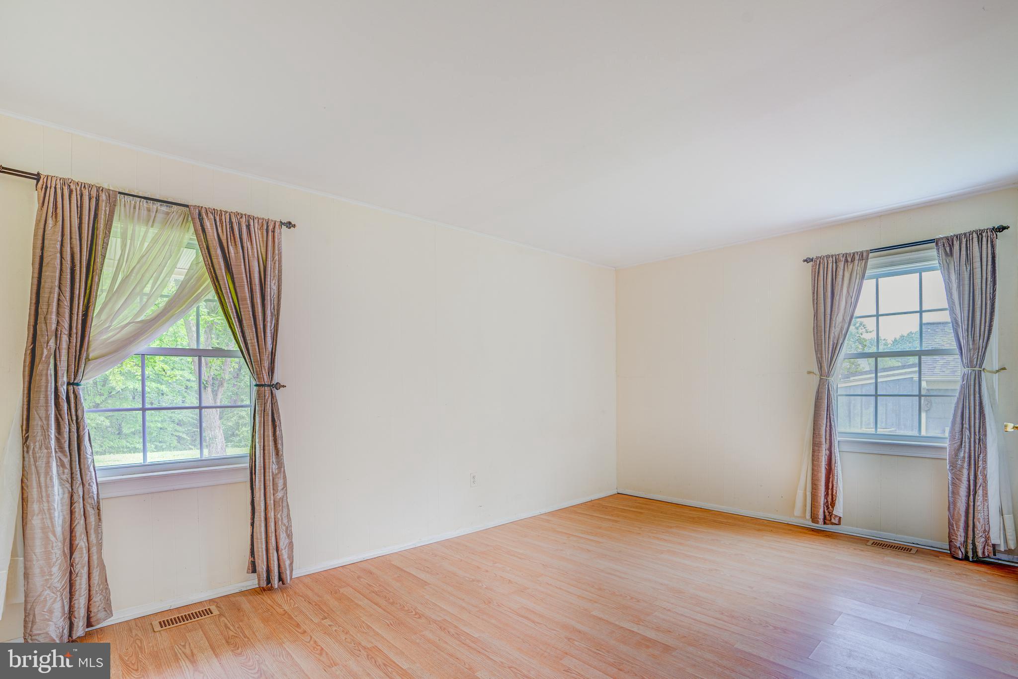 MONTPELIER - Residential