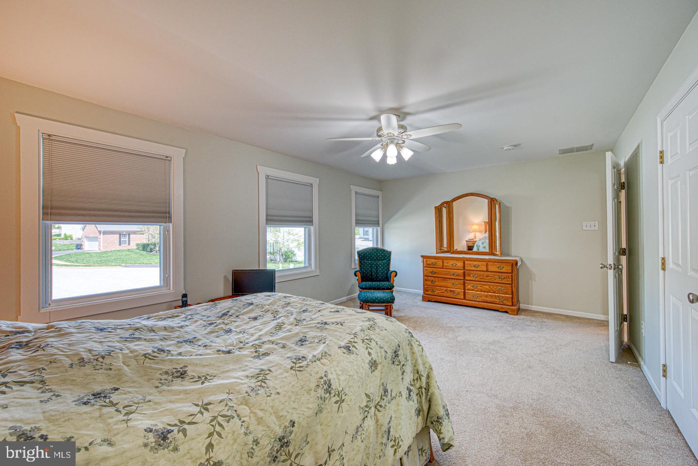 WILLIAMSBURG - Residential