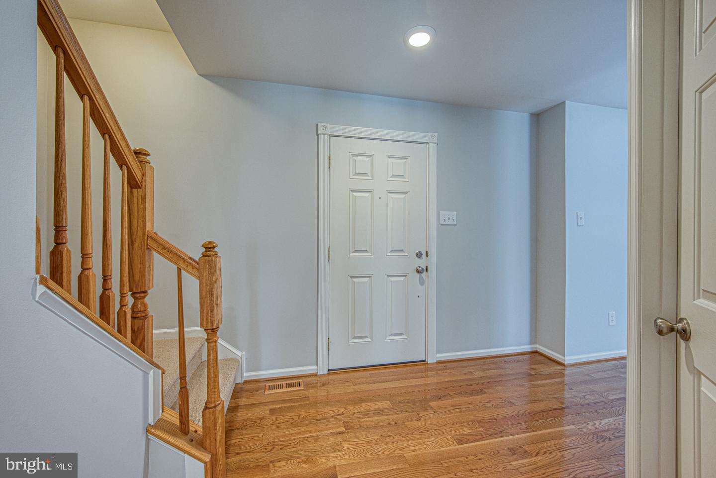 WILLIAMSBURG - Residential