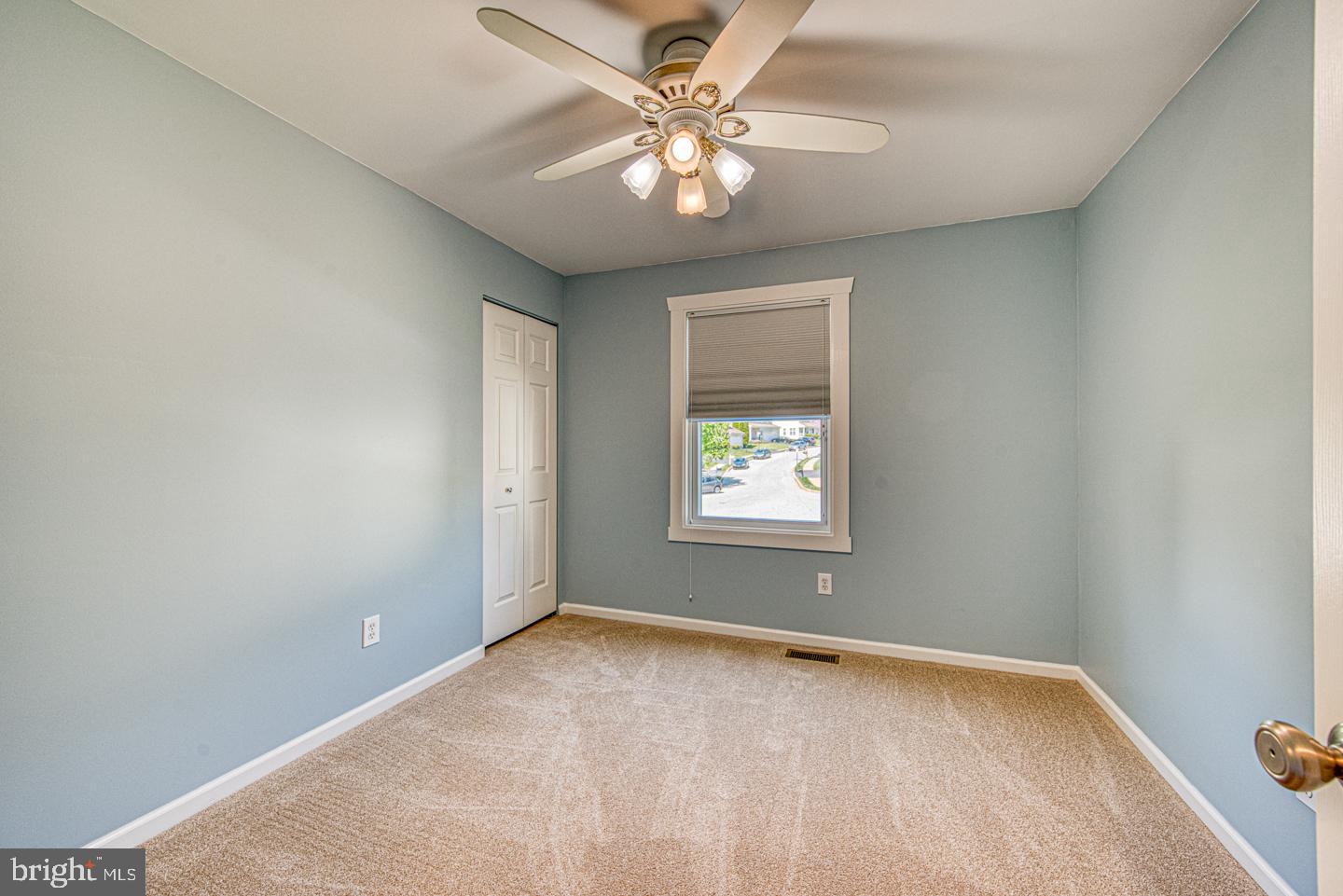 WILLIAMSBURG - Residential