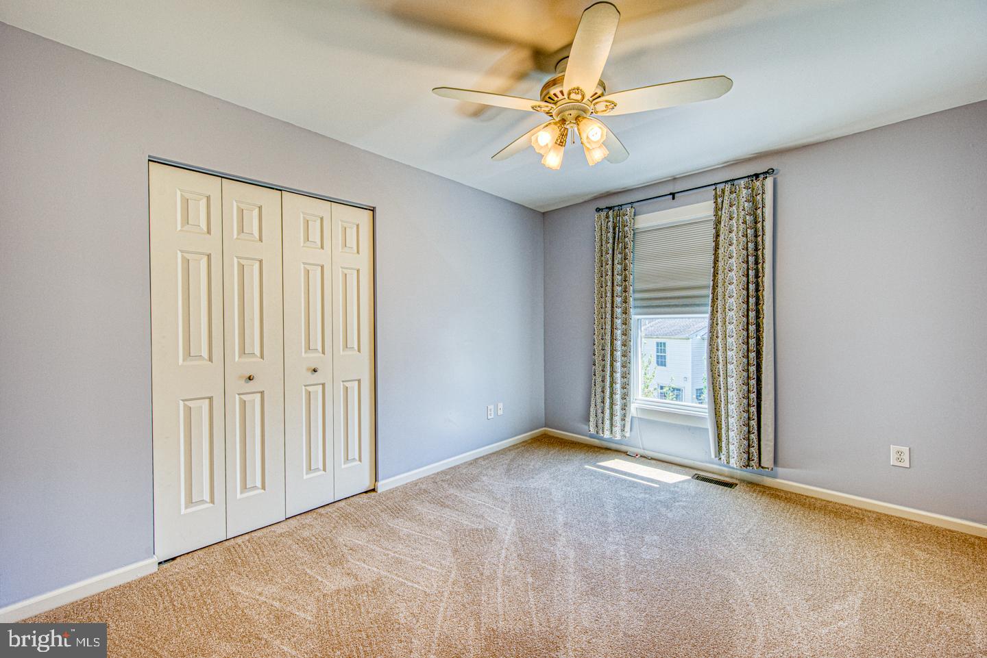 WILLIAMSBURG - Residential