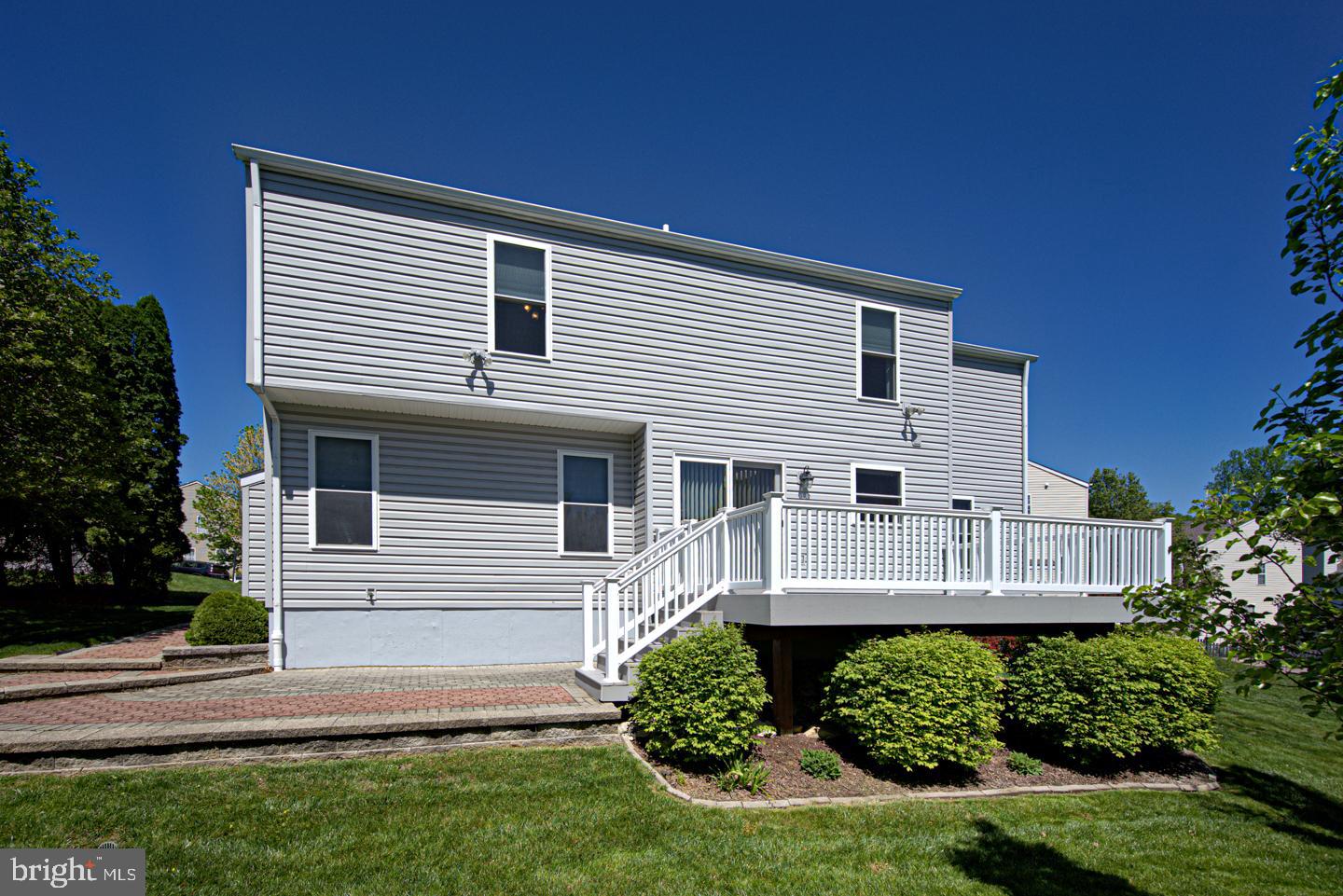 WILLIAMSBURG - Residential