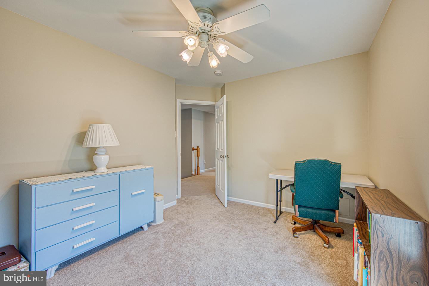 WILLIAMSBURG - Residential