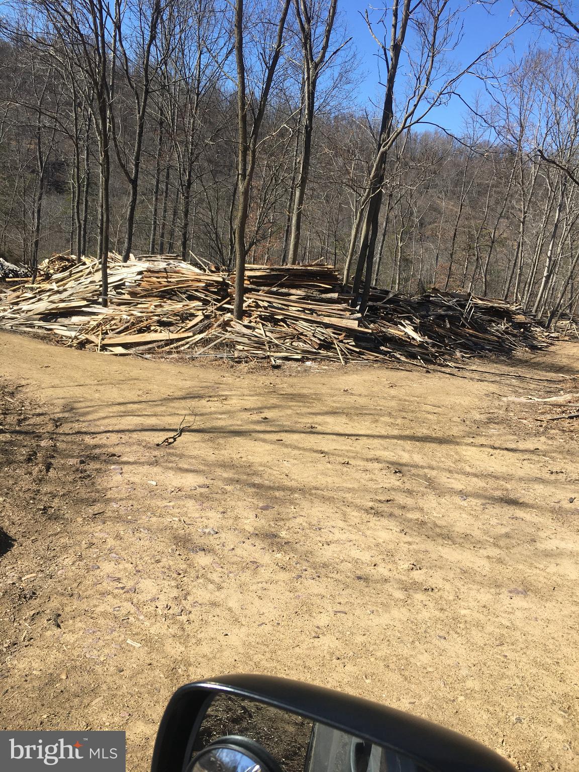 NORTH RIVER MILL - Land