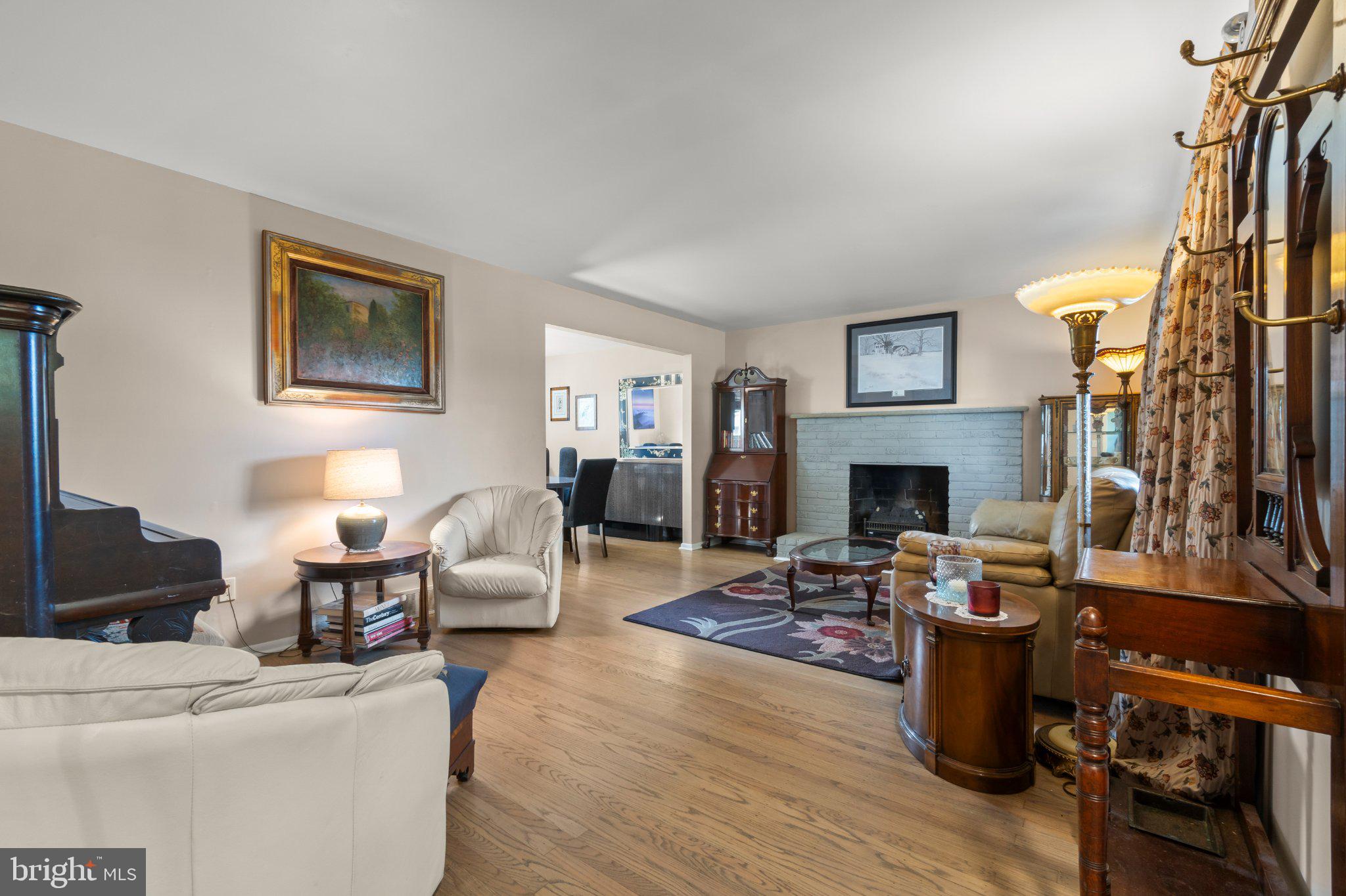 1 LONGWOOD DRIVE
