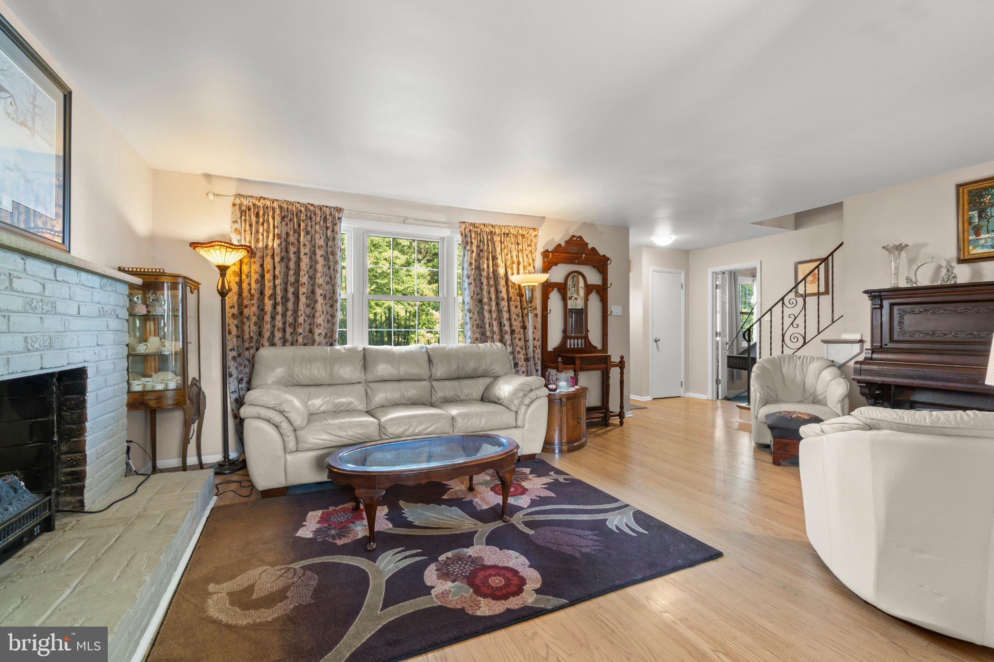 1 LONGWOOD DRIVE