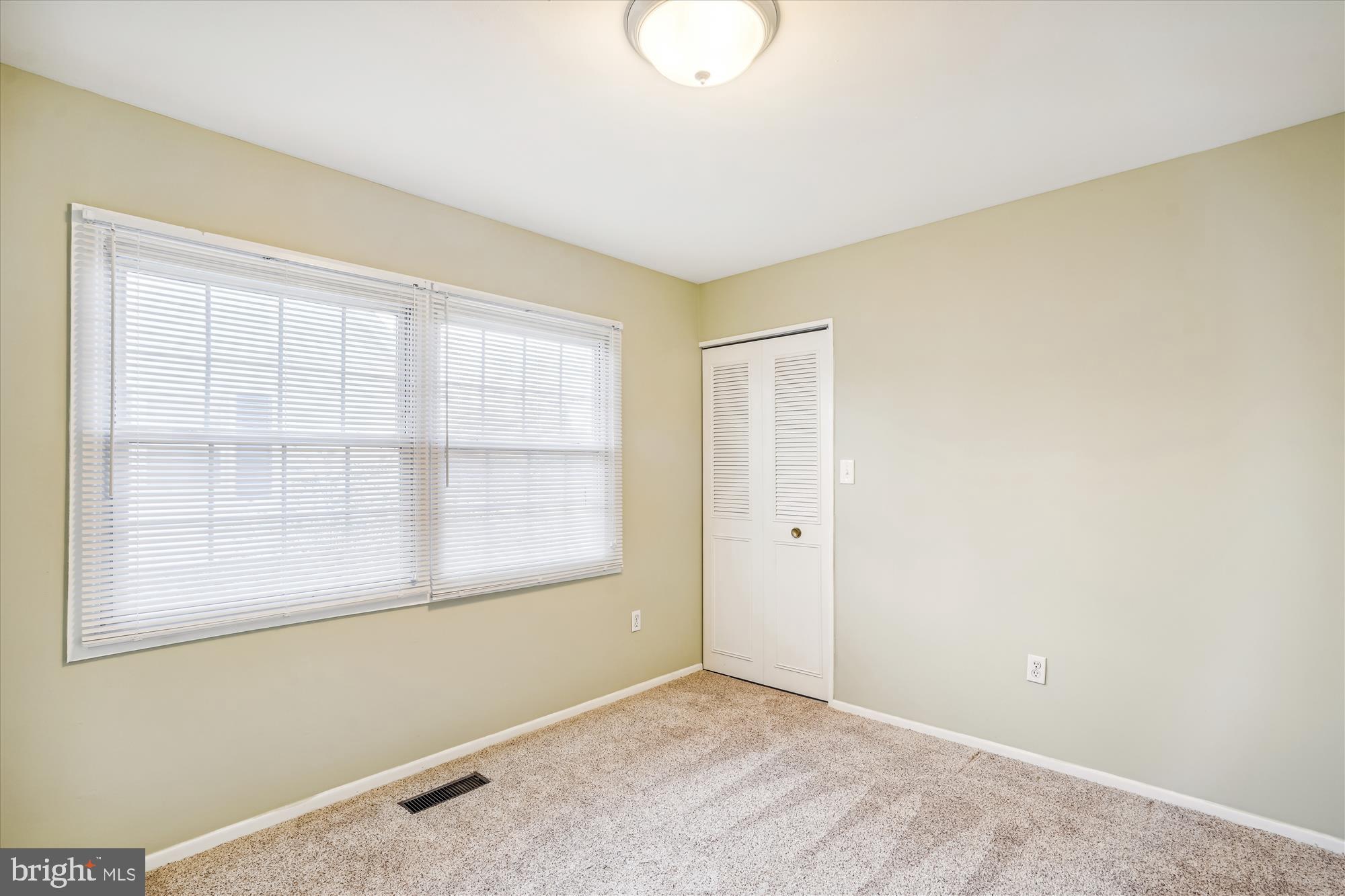 KENILWORTH AT BELAIR - Residential