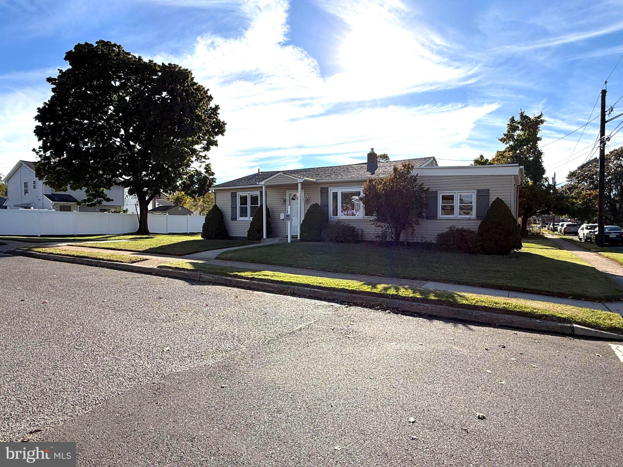 1002 WALNUT STREET