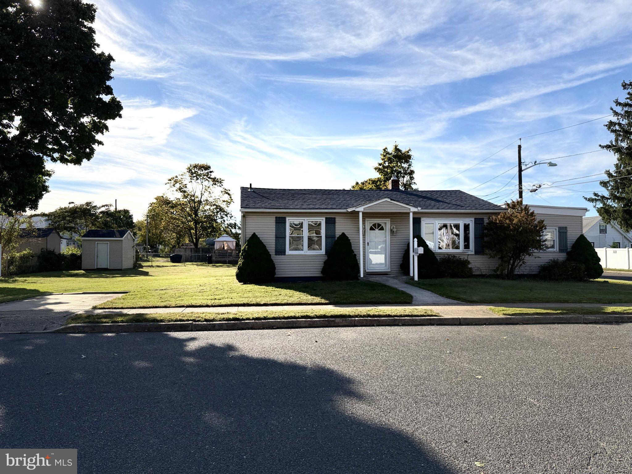1002 WALNUT STREET
