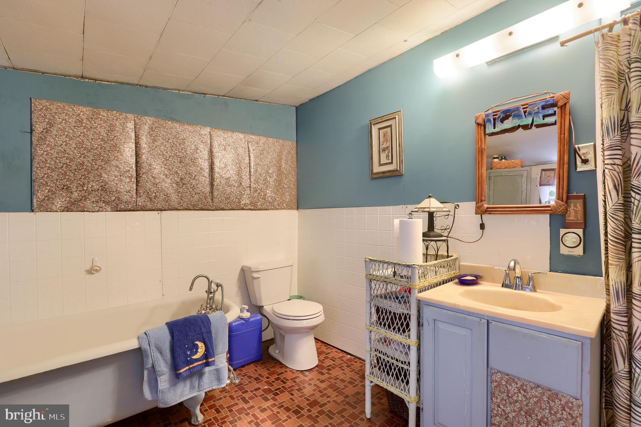 WEST HEMPFIELD - Residential