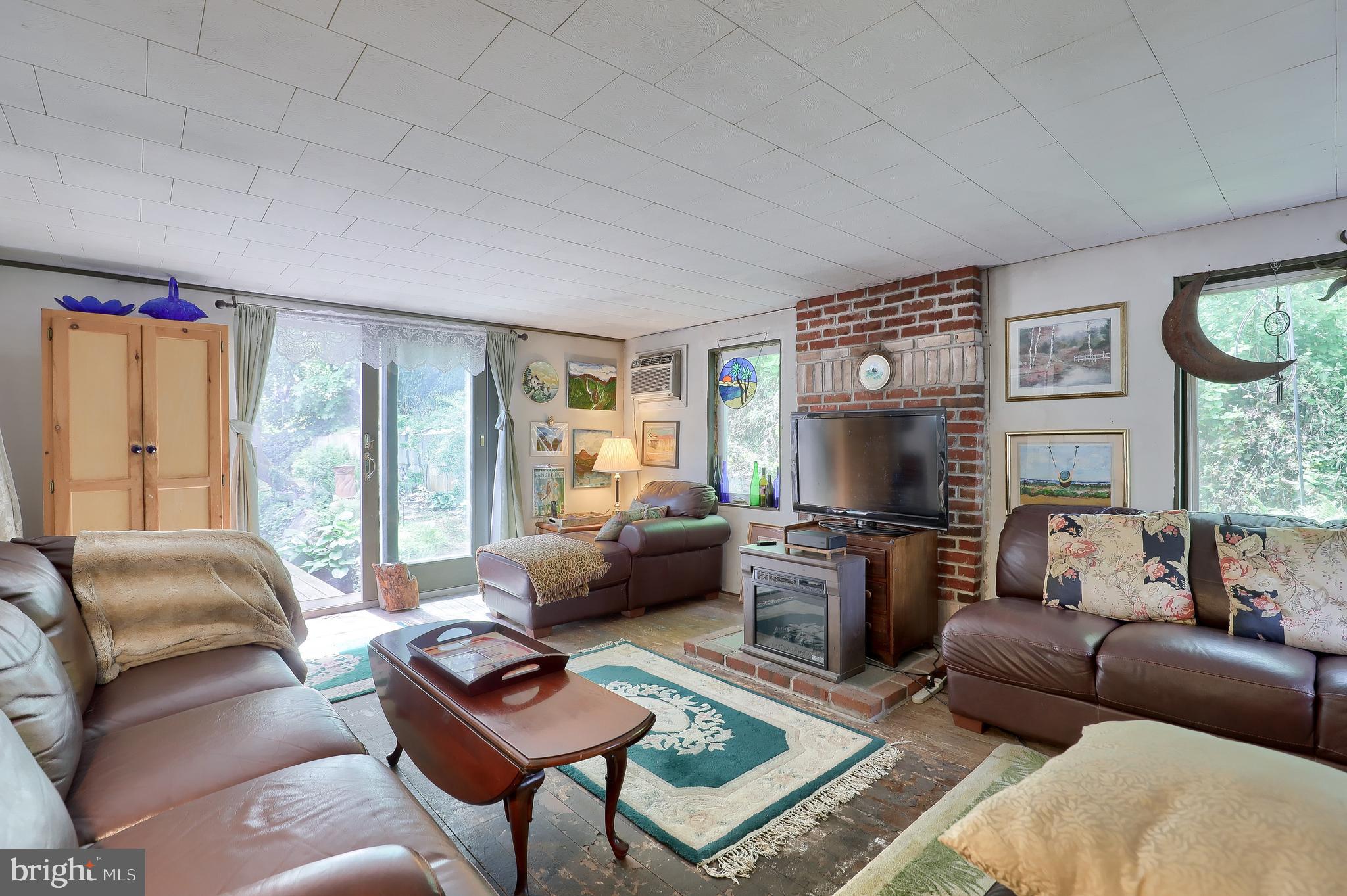 WEST HEMPFIELD - Residential