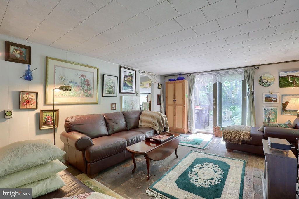 Photo of 638 SYCAMORE DR, COLUMBIA, PA 17512 (MLS # PALA2036894)