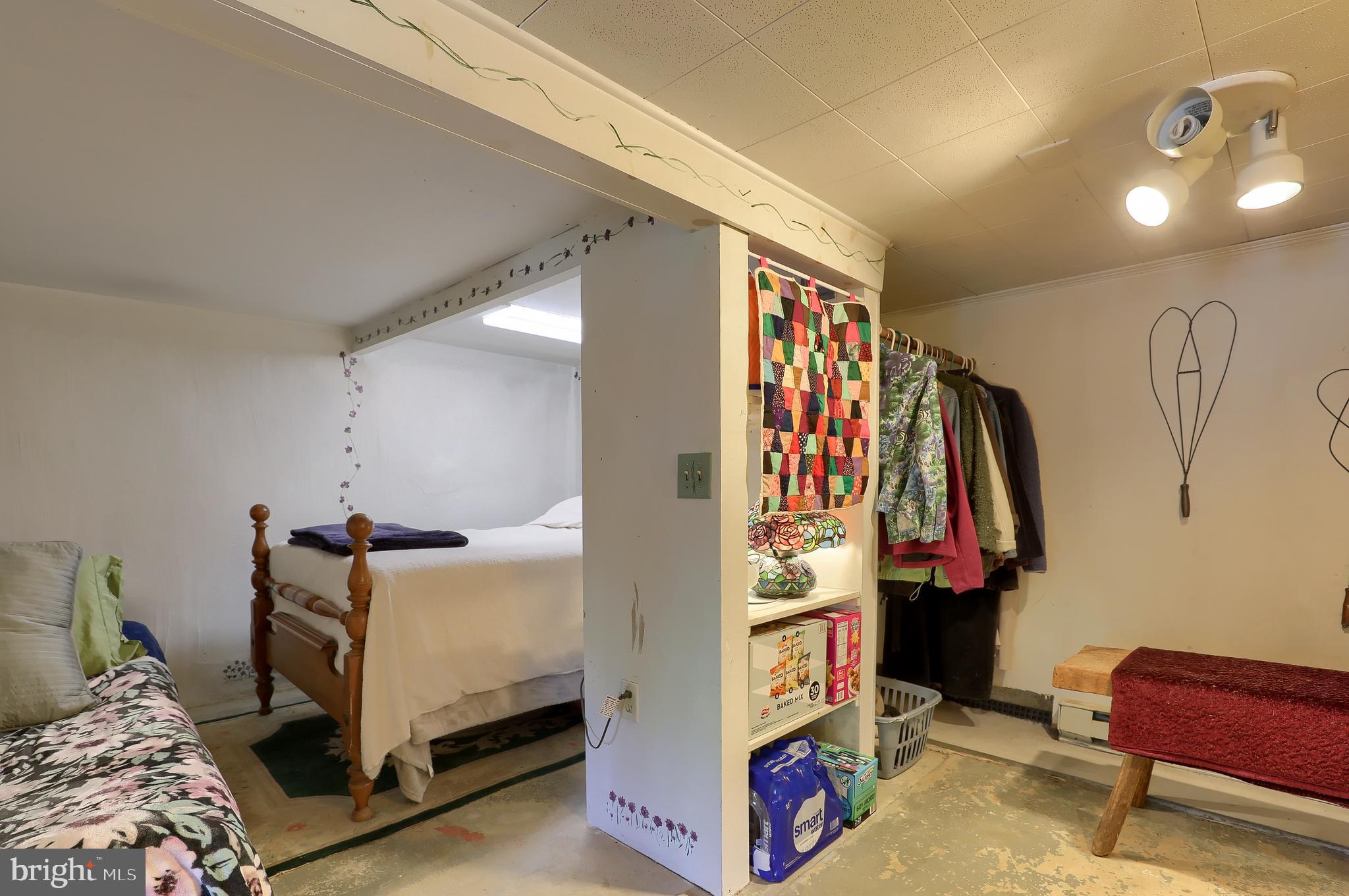 WEST HEMPFIELD - Residential