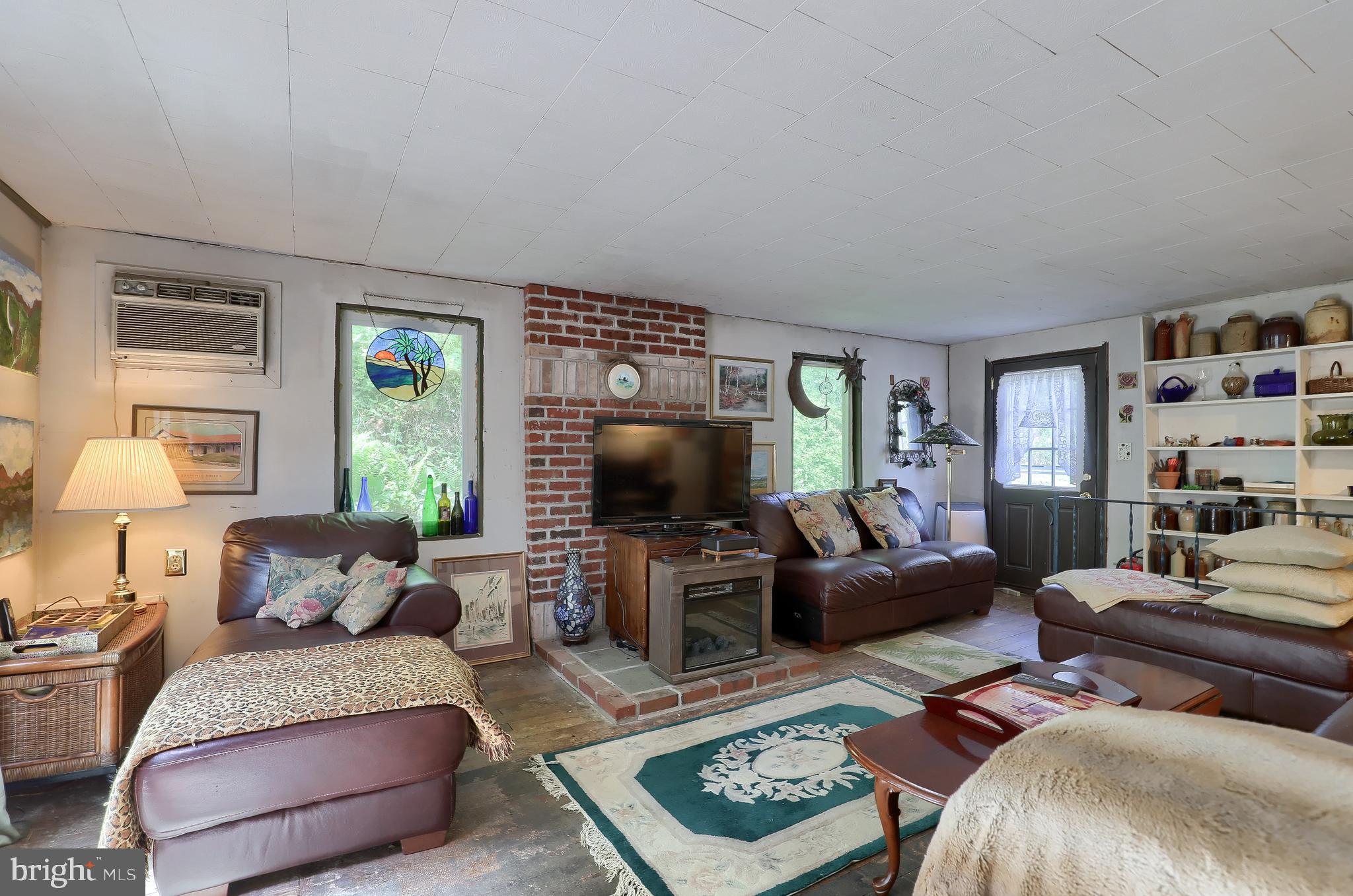 WEST HEMPFIELD - Residential